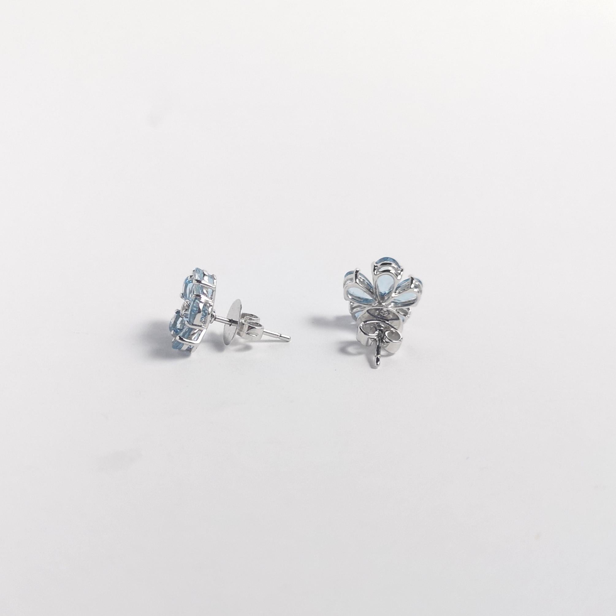 Orecchini con fiori di acquamarina e diamanti con montatura in oro bianco 18 carati in vendita 2