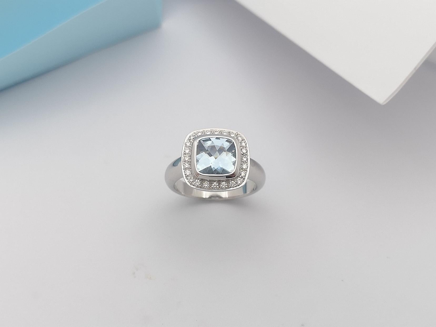 Aquamarine with Diamond Ring Set in 18 Karat White Gold Settings For Sale 5