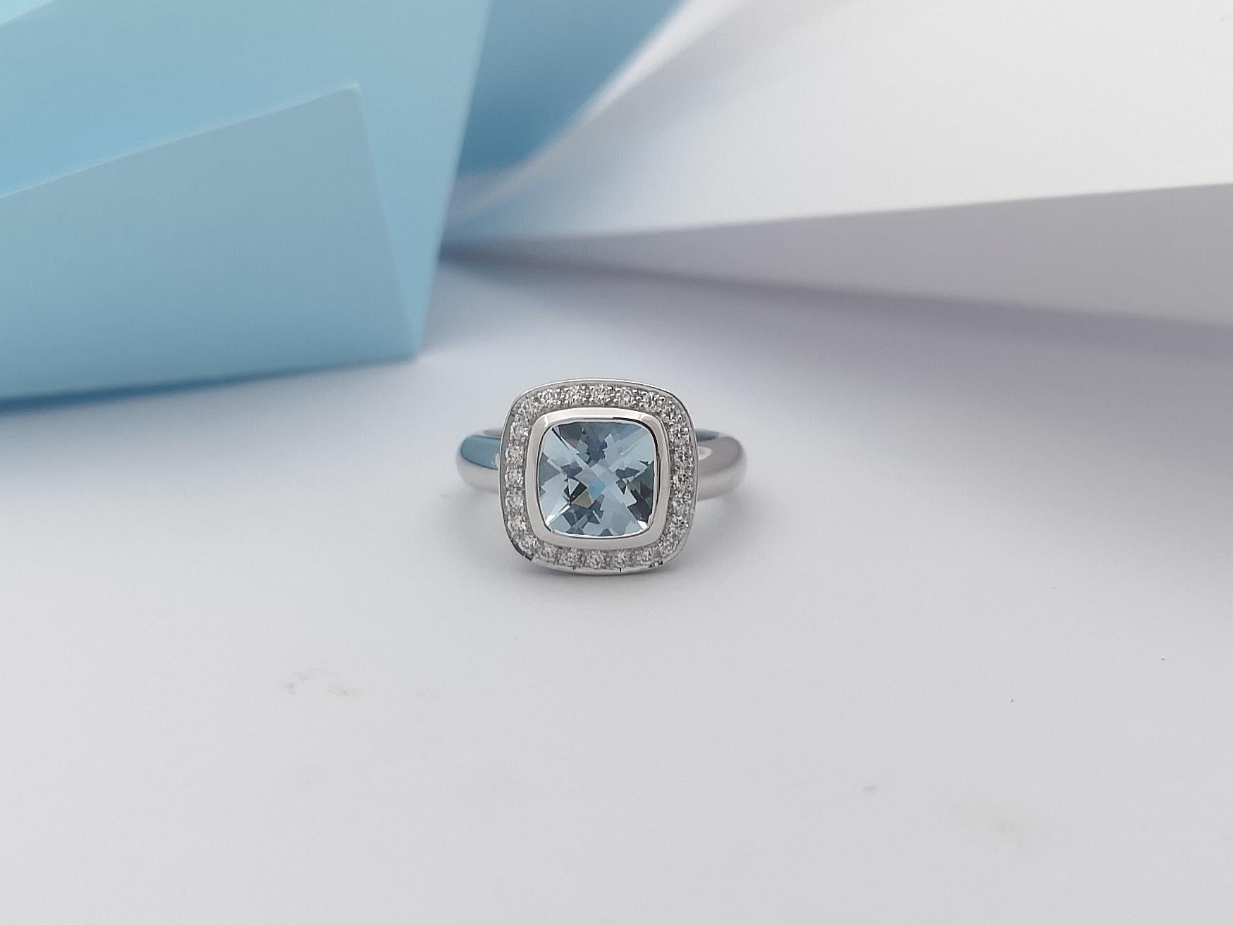 Aquamarine with Diamond Ring Set in 18 Karat White Gold Settings For Sale 2