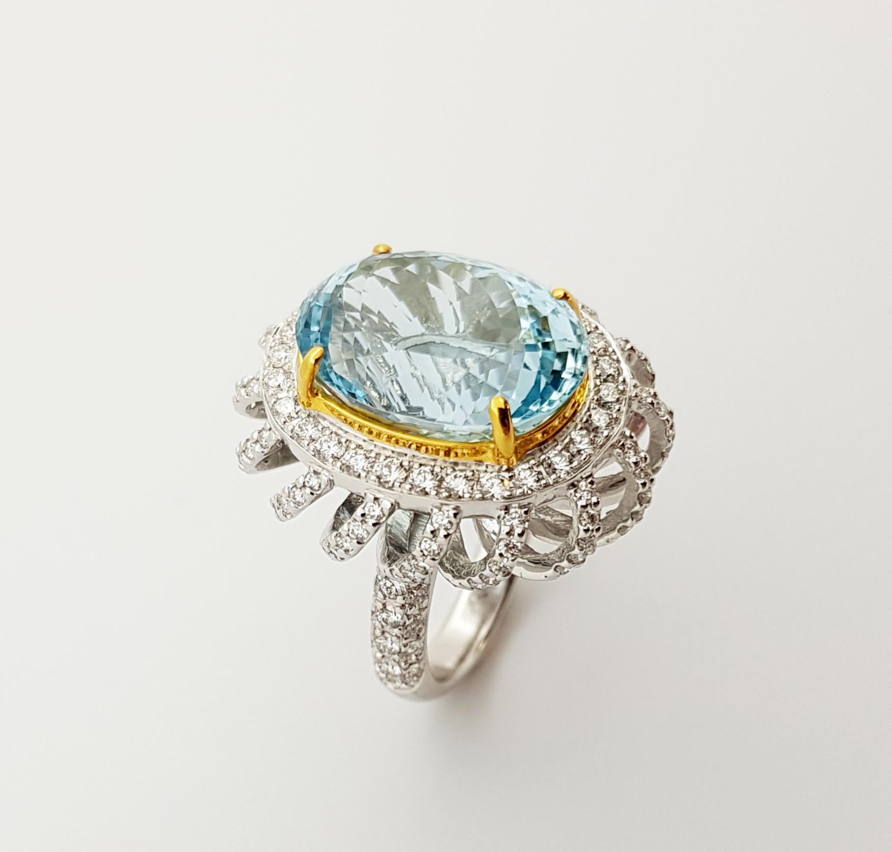 Women's Aquamarine with Diamond Ring Set in 18 Karat White Gold Settings For Sale