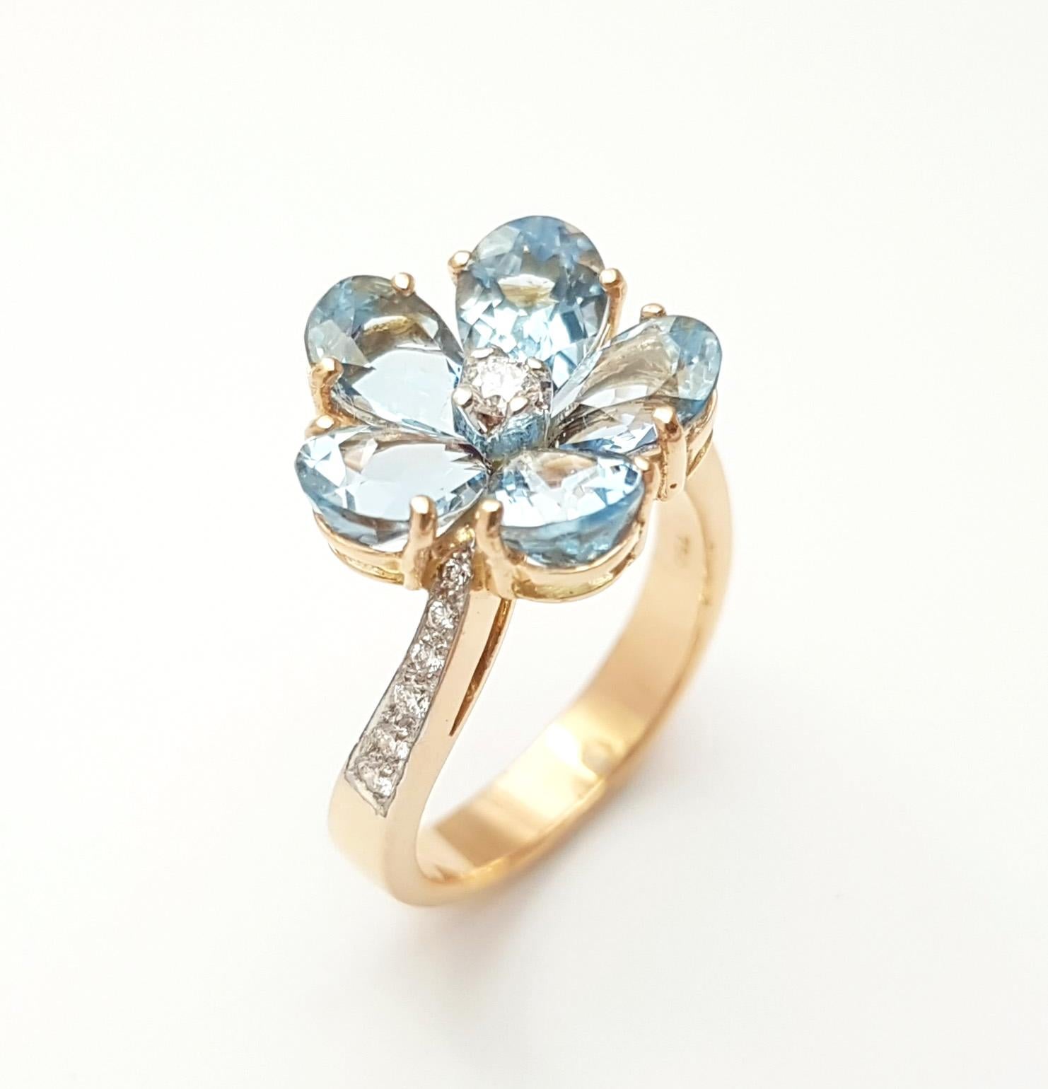 Aquamarine with Diamond Ring set in 18K Rose Gold Setting For Sale 6