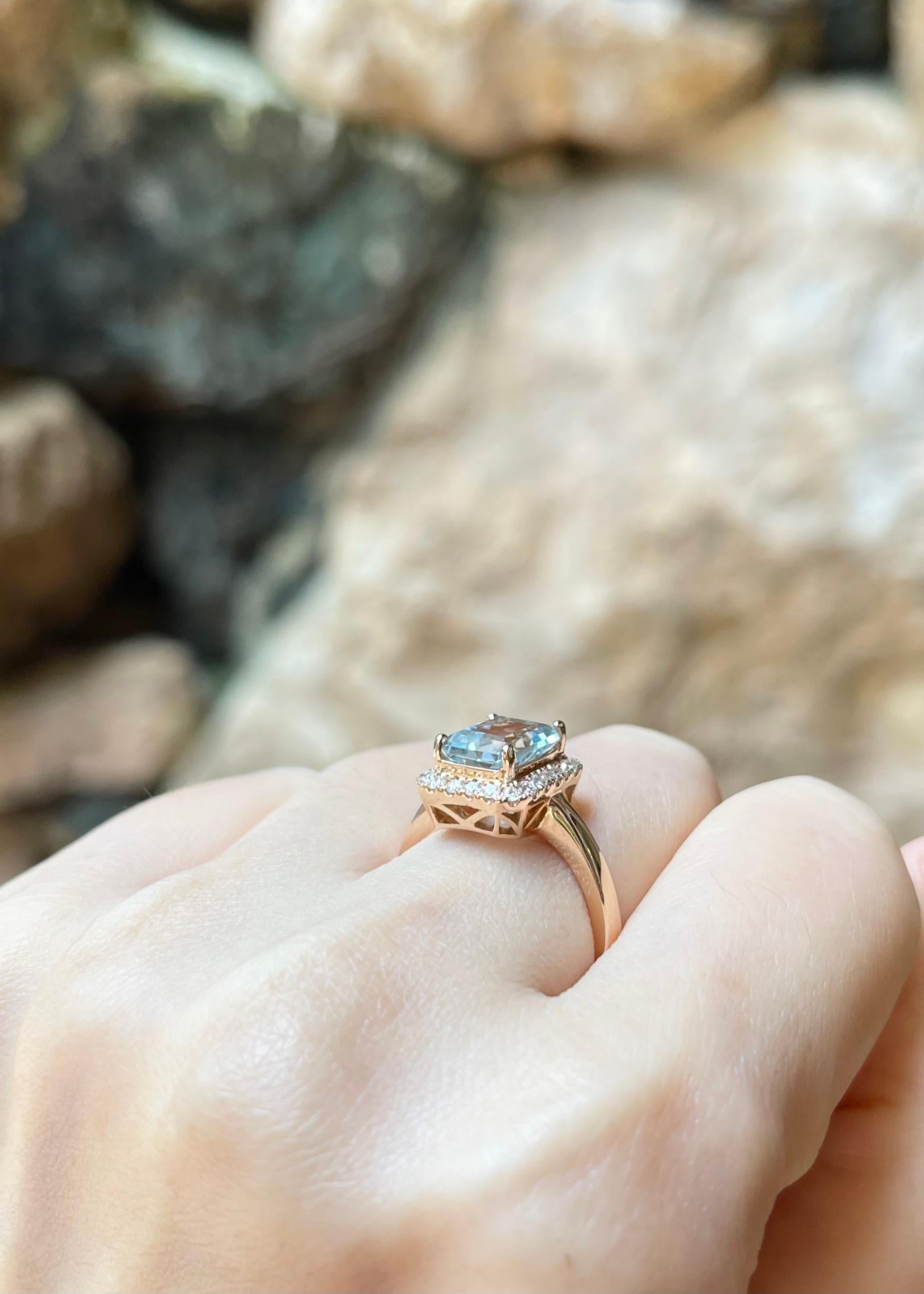 Aquamarin mit Diamantring in 18 Karat Roségold gefasst Damen im Angebot
