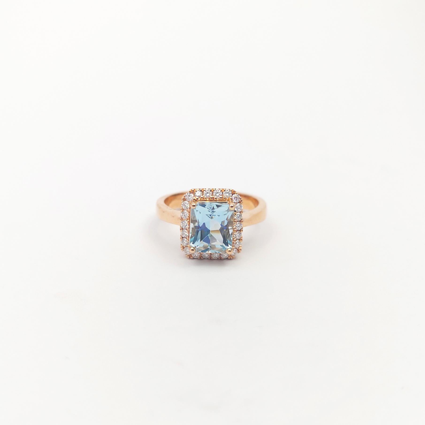 Aquamarin mit Diamantring in 18 Karat Roségold gefasst im Angebot 3