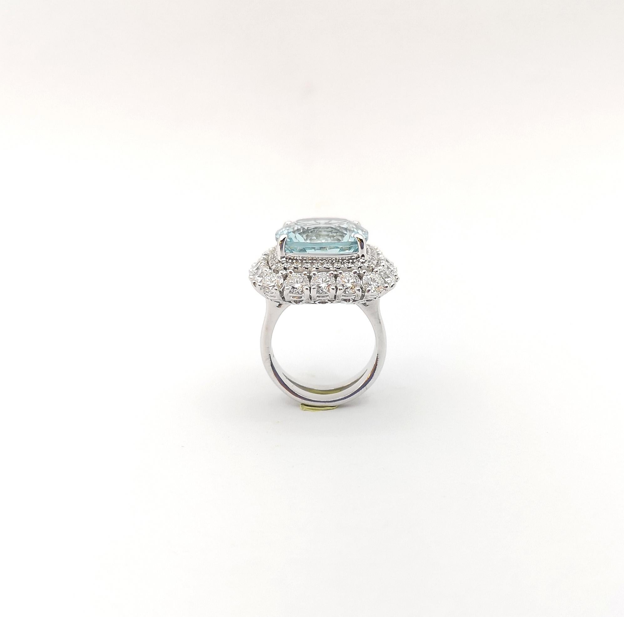 Aquamarin mit Diamantring aus 18 Karat Weißgold in Fassungen im Angebot 4
