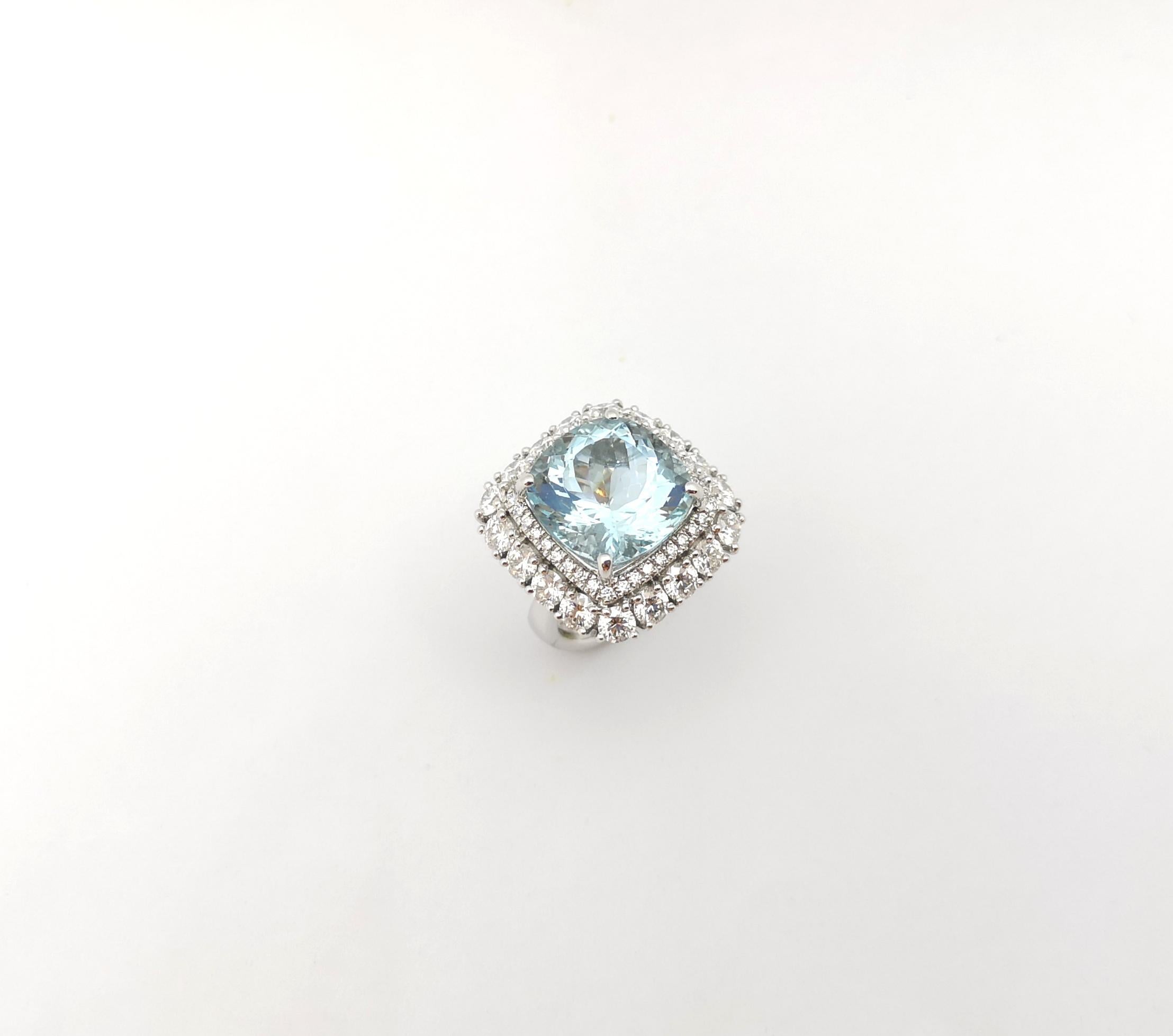 Aquamarin mit Diamantring aus 18 Karat Weißgold in Fassungen im Angebot 7