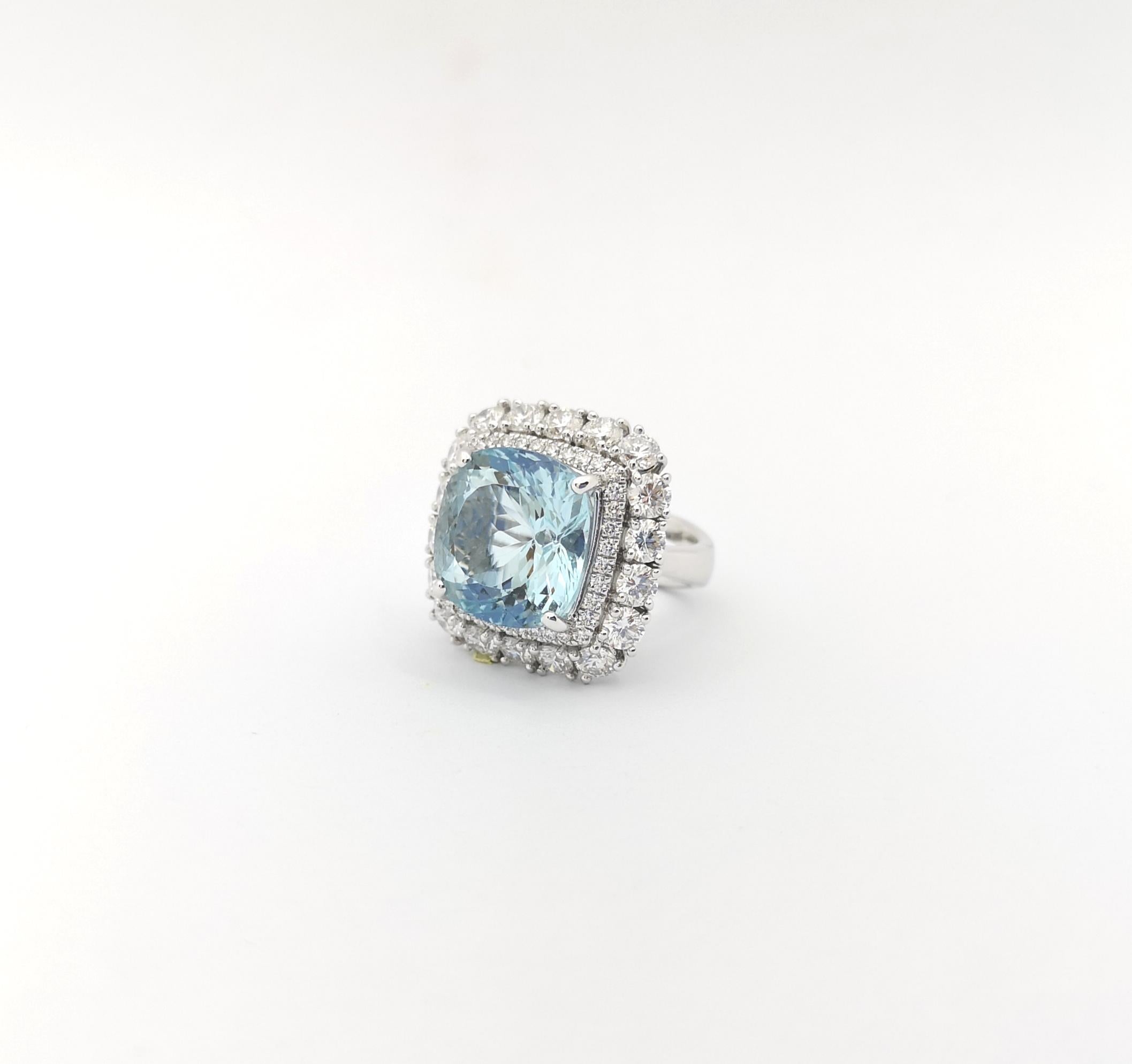 Aquamarin mit Diamantring aus 18 Karat Weißgold in Fassungen im Angebot 2