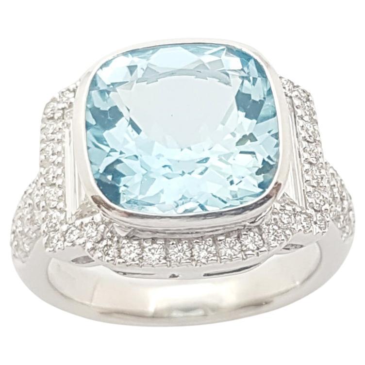 Aquamarine with Diamond Ring set in Platinum 900 Setting For Sale