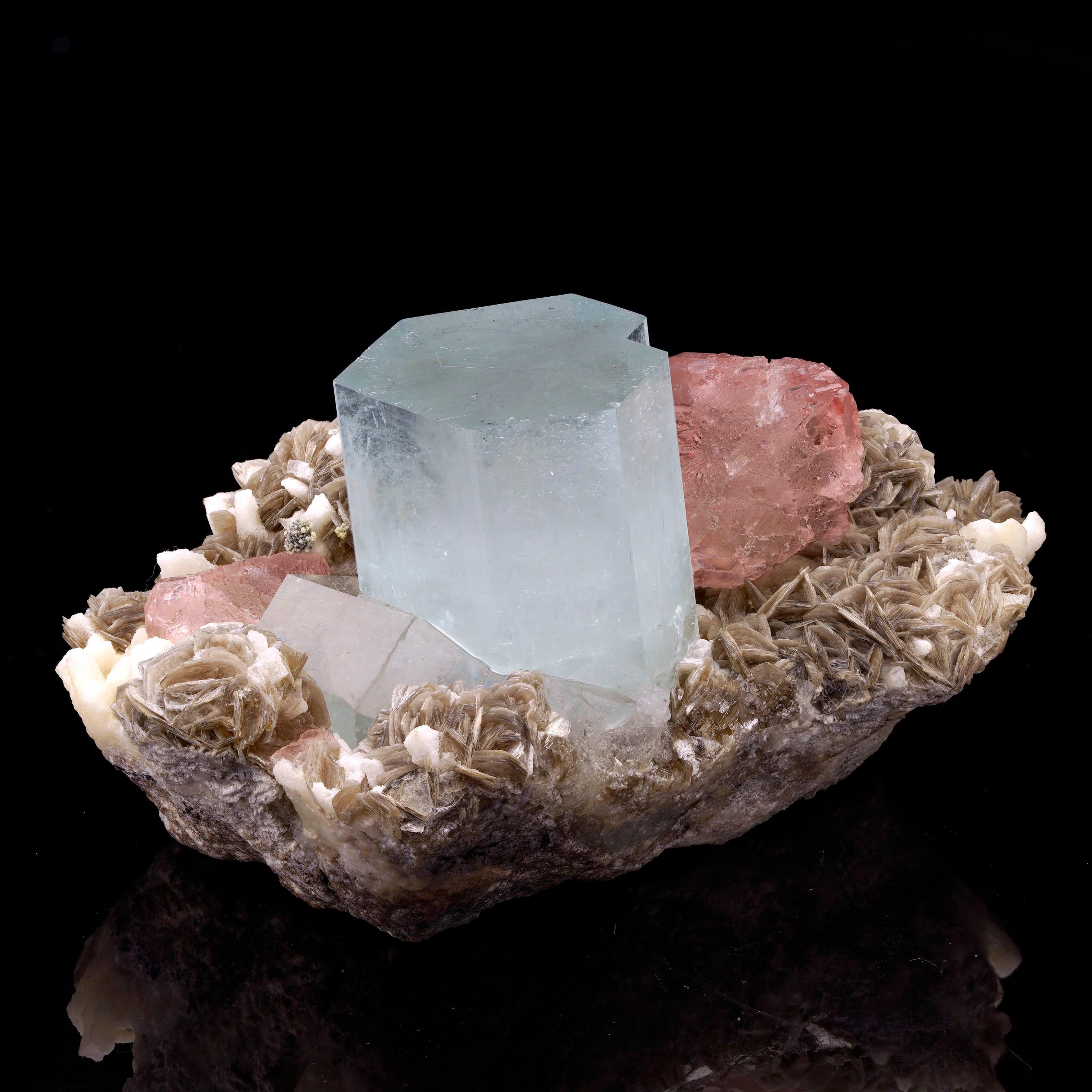 Acquamarina con fluorite In condizioni Nuovo in vendita a New York, NY
