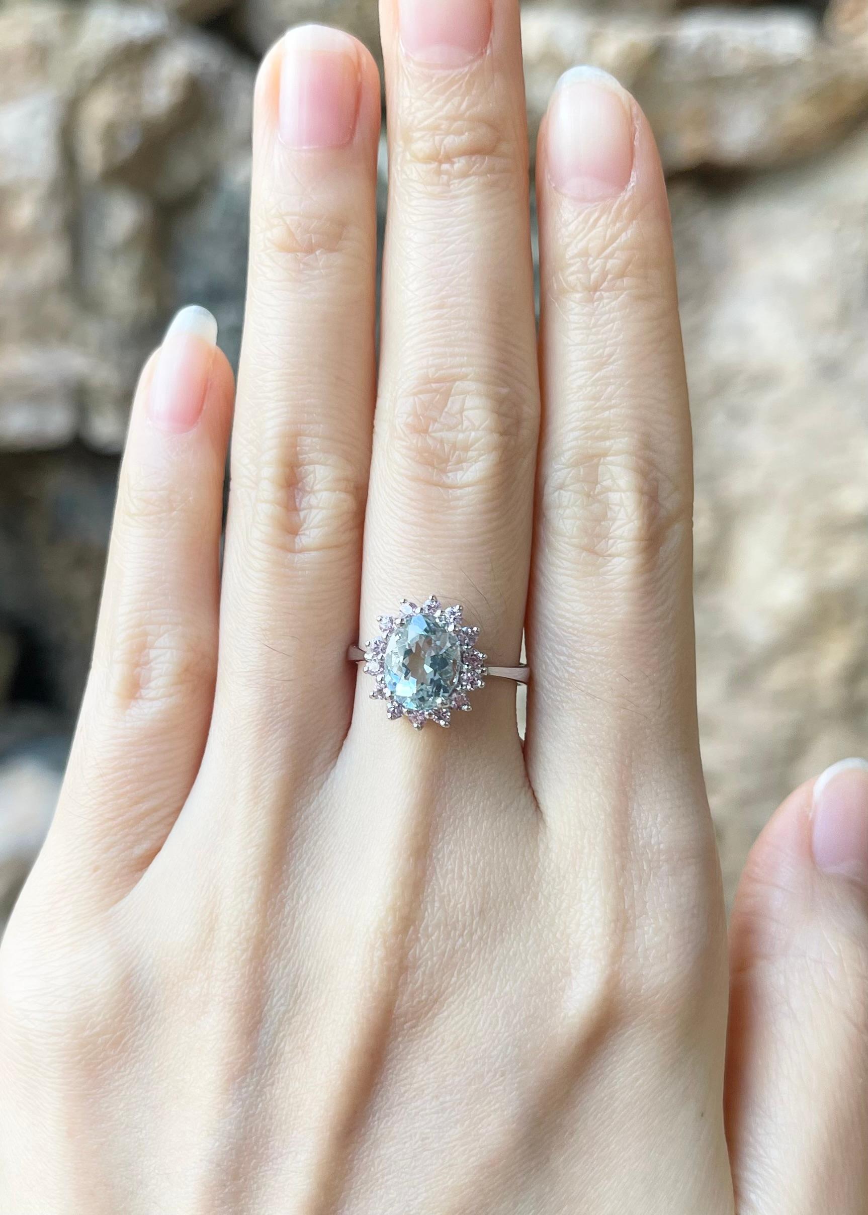 Aquamarine 1.93 carats with Pink Sapphire 0.45 carat Ring set in 14K White Gold Settings

Width:  1.2 cm 
Length: 1.4 cm
Ring Size: 52
Total Weight: 3.94 grams

