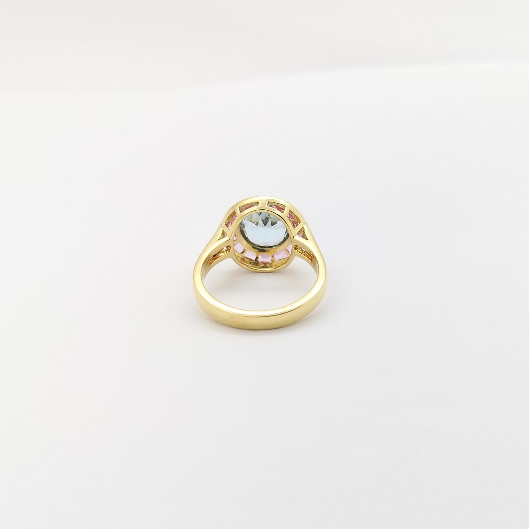 Aquamarine with Pink Sapphire Ring set in 18k Gold Settings For Sale 4