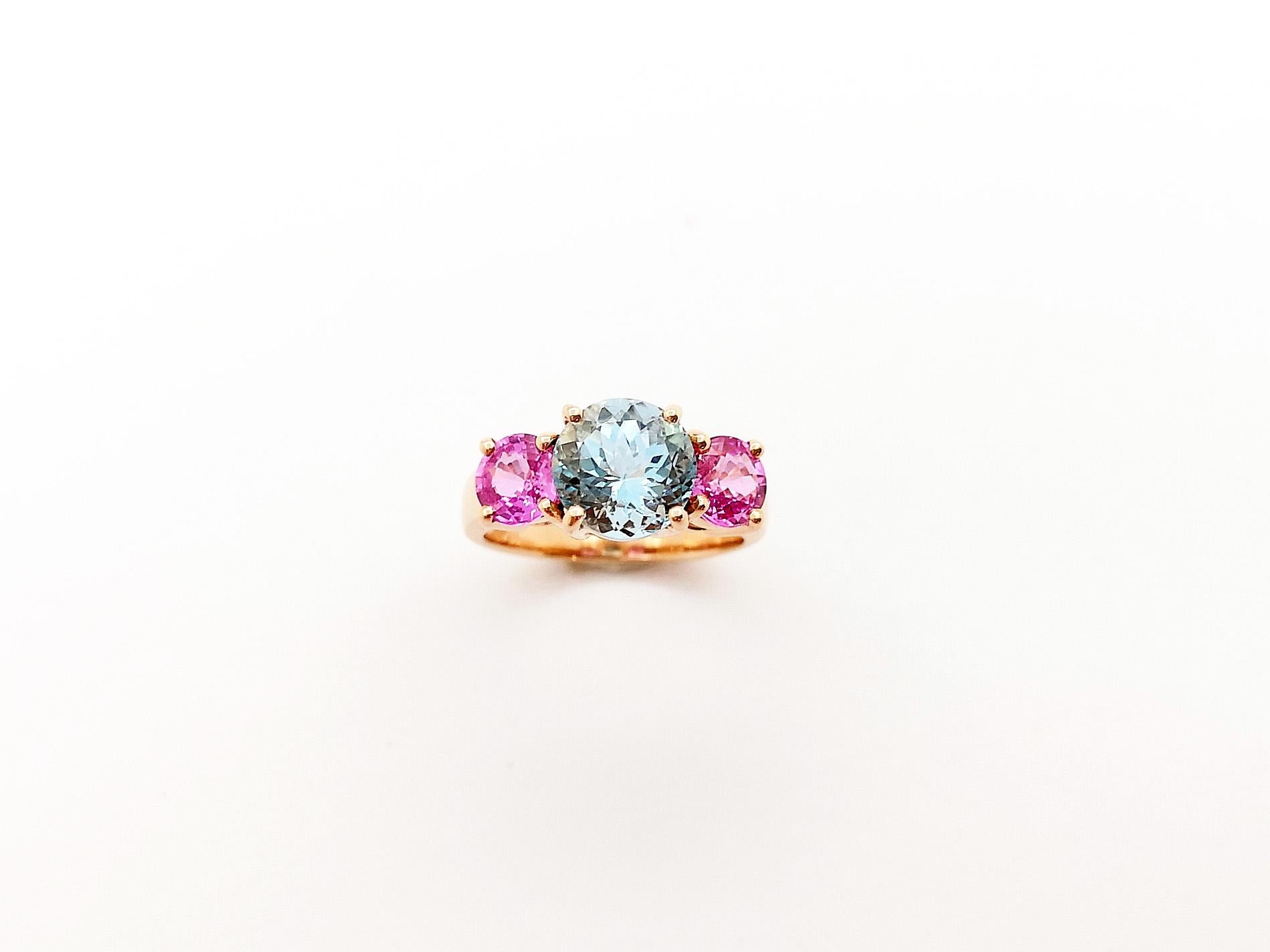 Aquamarine with Pink Sapphire Ring set in 18K Rose Gold Settings For Sale 2