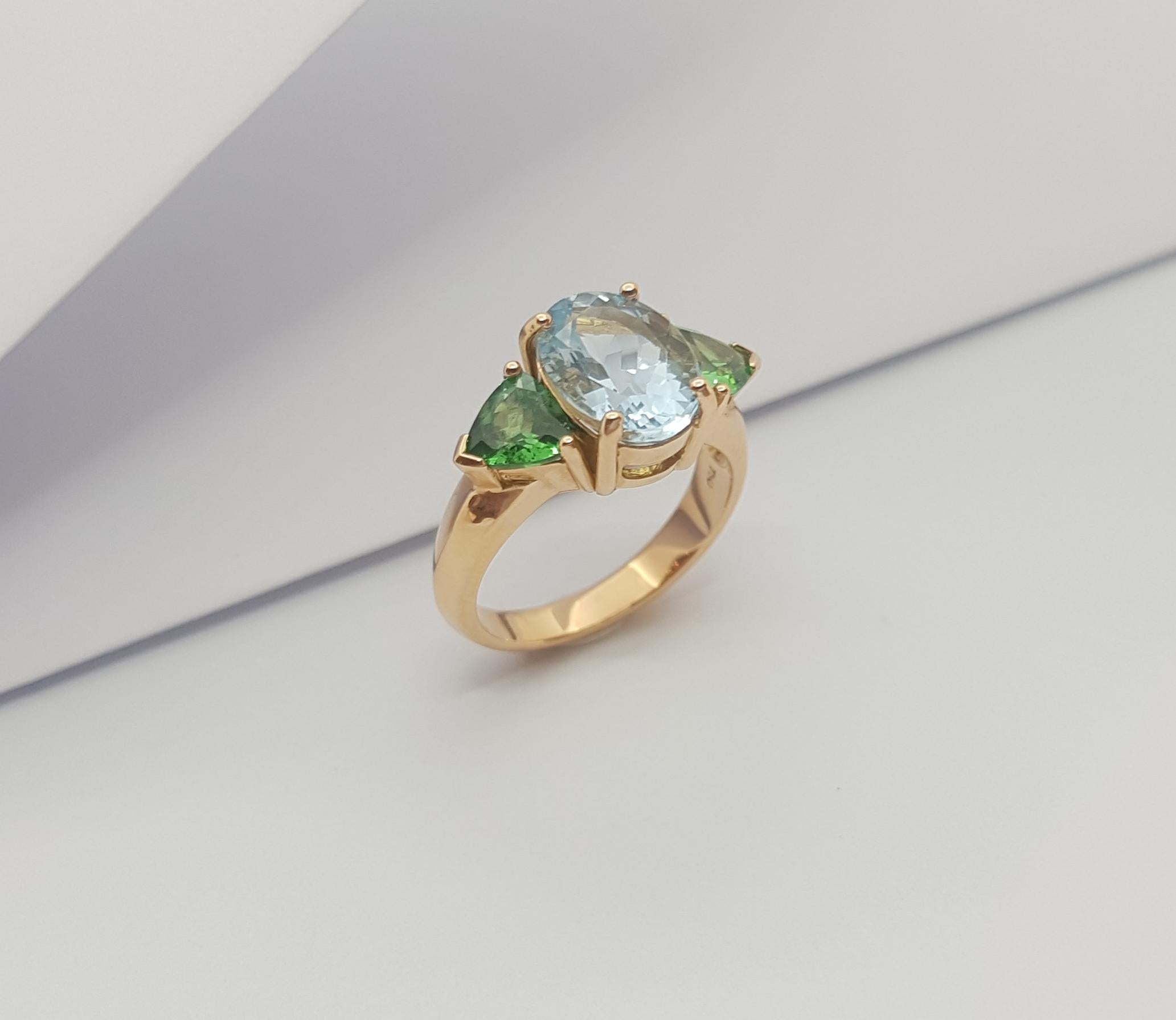 Aquamarine with Tsavorite Ring set in 18K Rose Gold Settings For Sale 7