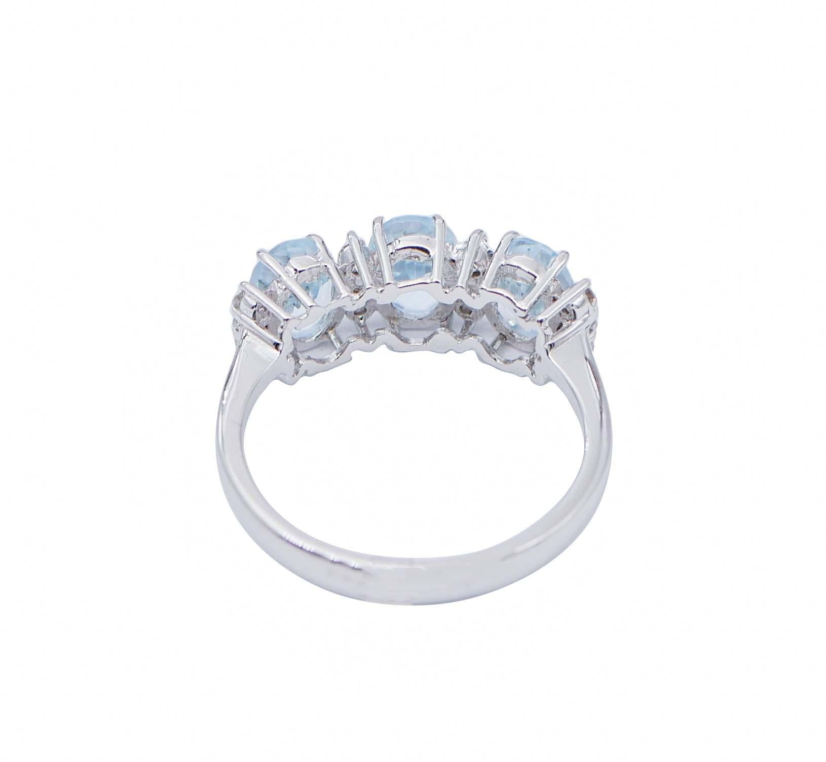 Modern Aquamarine, Diamonds, 18 Karat White Gold Ring