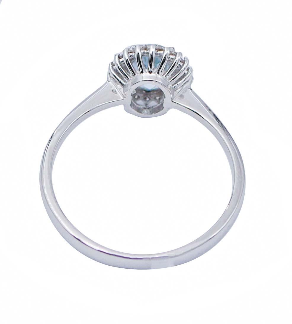 Modern Aquamarine, Diamonds, 18 Karat White Gold Ring For Sale