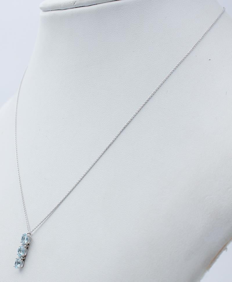 Oval Cut Aquamarines, Diamonds, 18 Karat White Gold Three-Stones Pendant Necklace