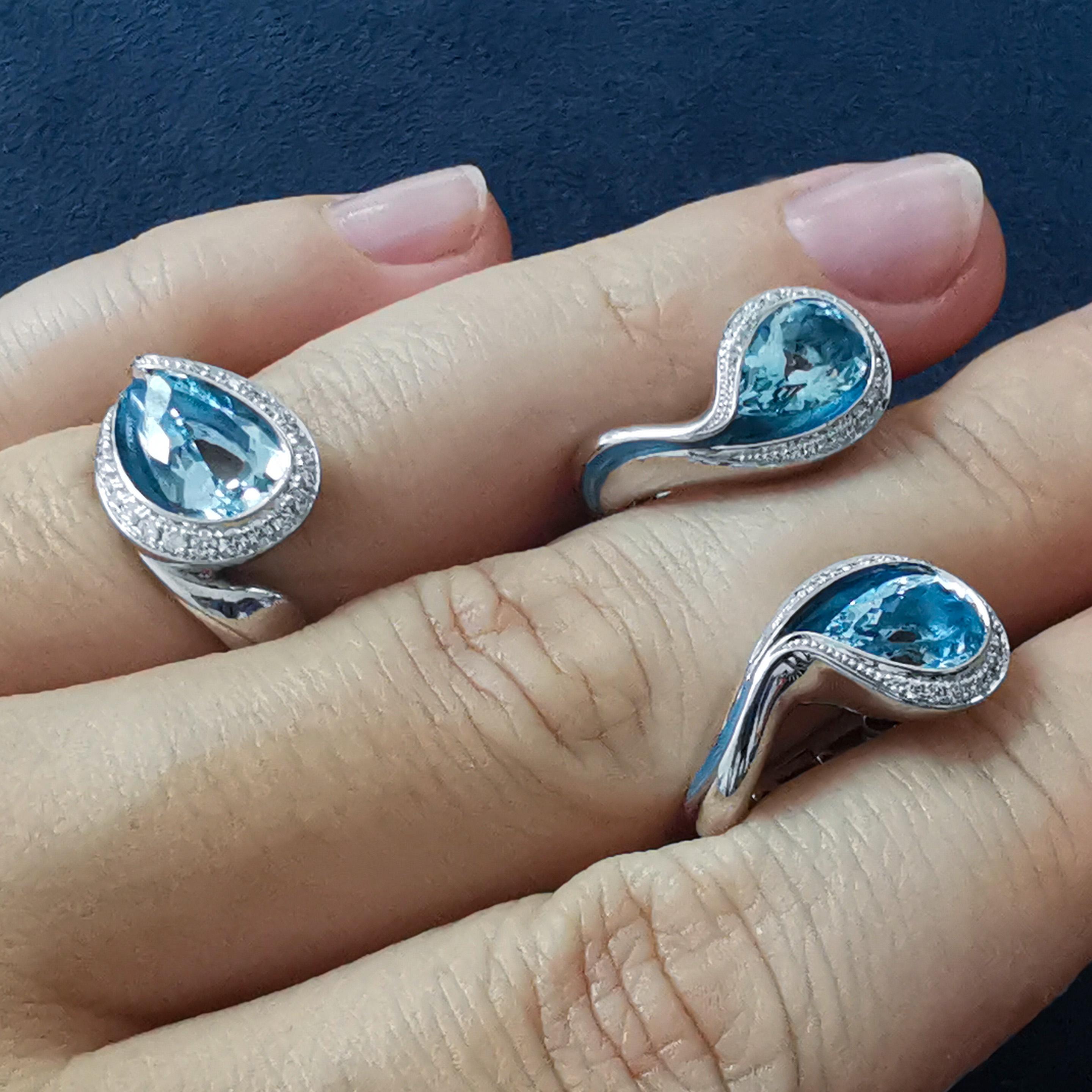 Aquamarines Diamonds Enamel 18 Karat White Gold Melted Colors Suite In New Condition For Sale In Bangkok, TH