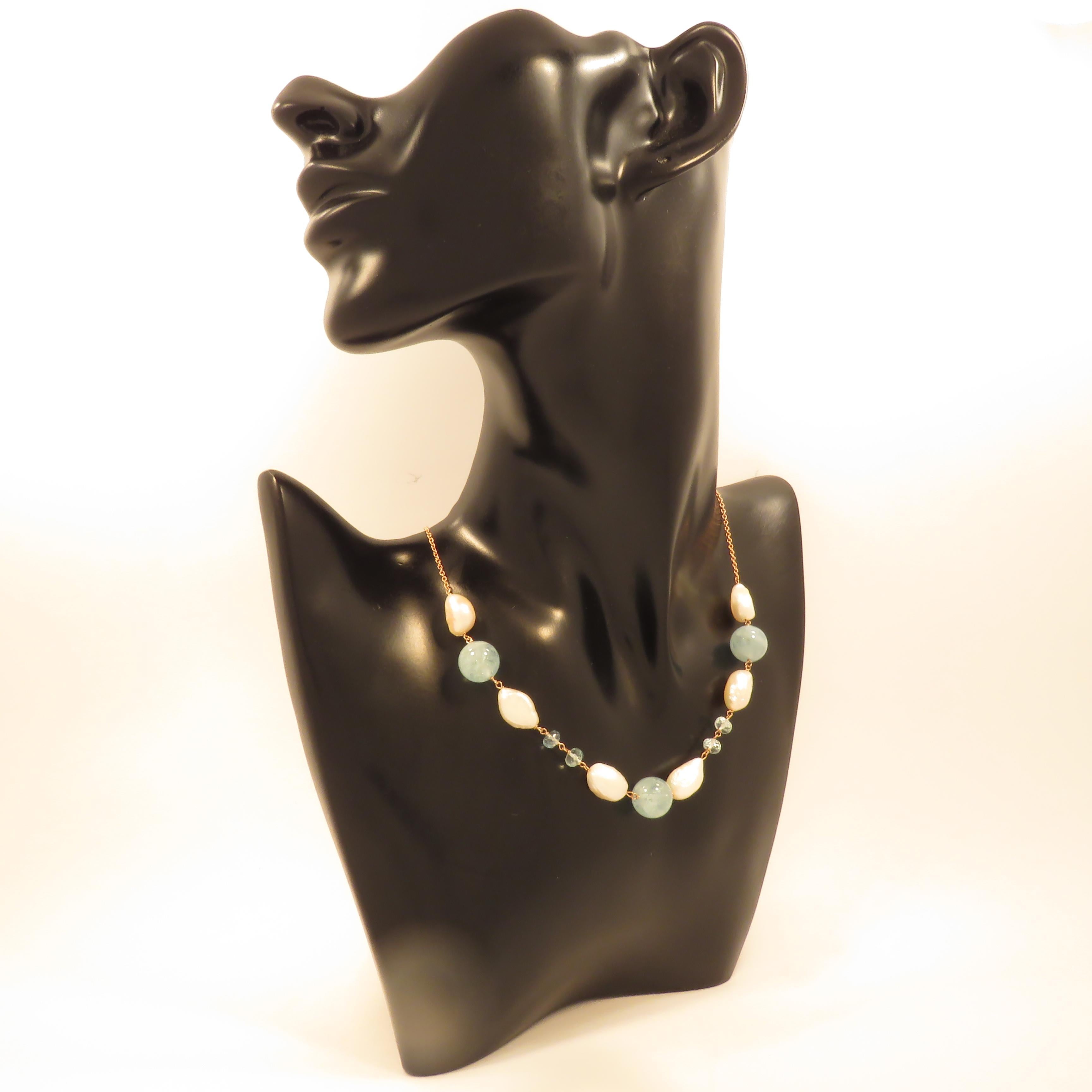 Contemporary Aquamirine Freshwater Pearls 9 Karat Rose Gold Necklace Handcrafted in Italy