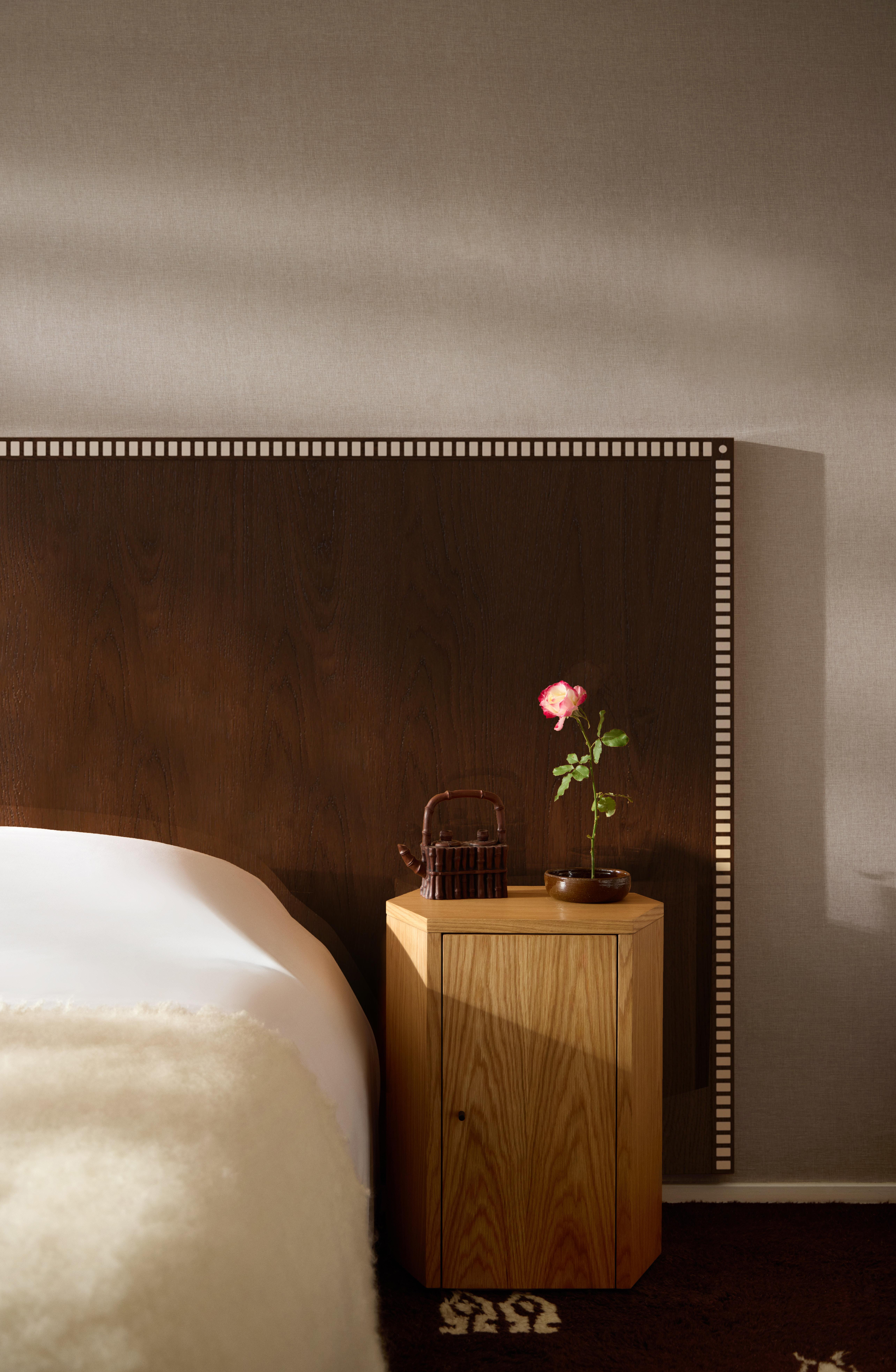 Aquarama Headboard in chocolate ash with mother of pearl 118