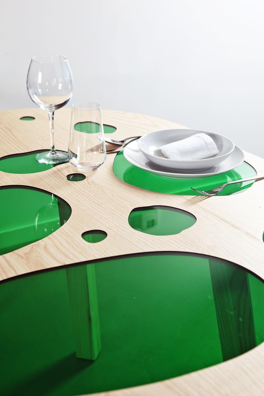 Aquário table in green glass and wood by the Campana brothers. Unique piece. In Excellent Condition In Barcelona, ES