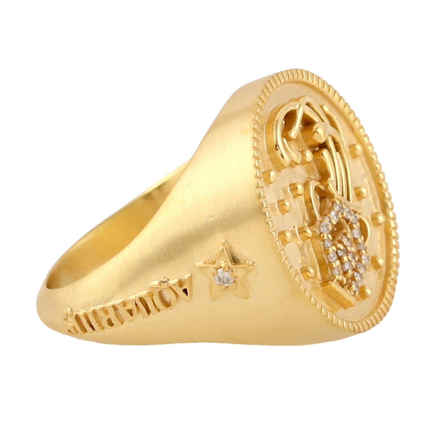 Art Deco Aquarius Sunsign Zodiac Ring with Pave Diamonds Made in 14k Gold For Sale