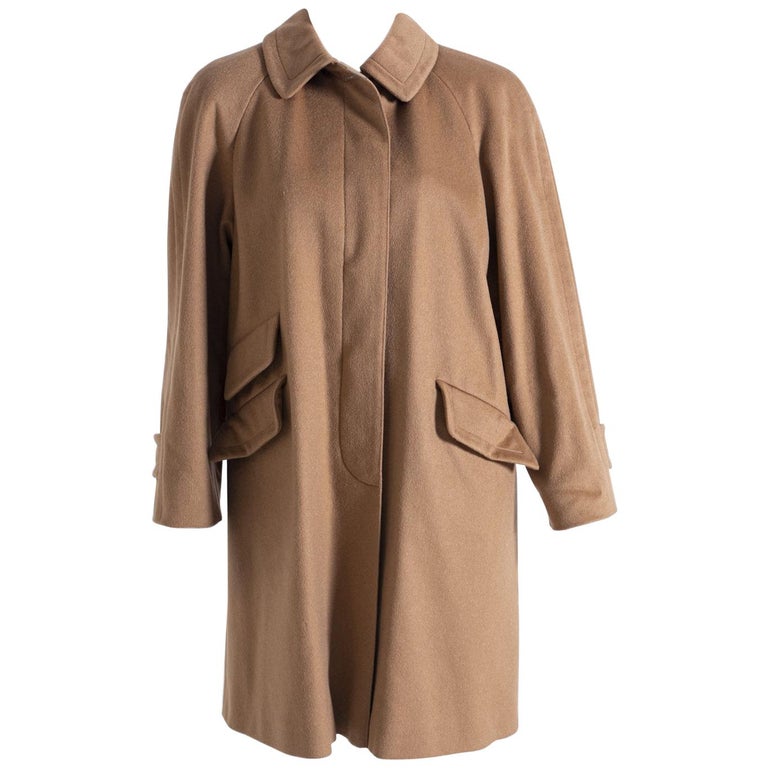 Aquascutum Camel-Colored Women's Trench Coat For Sale at 1stDibs