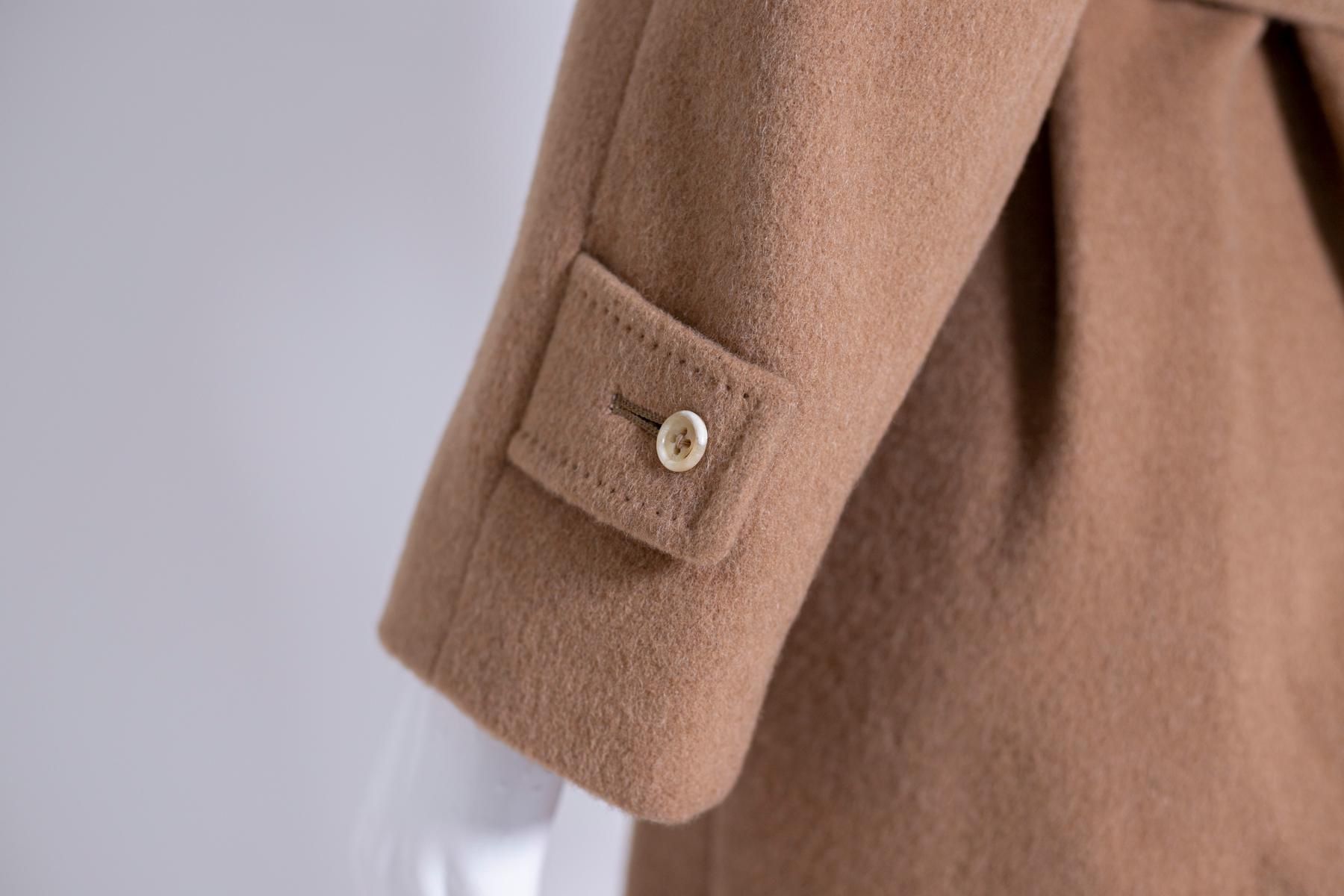 Brown Aquascutum Coat Women's Coat 1990s Camel-Colored