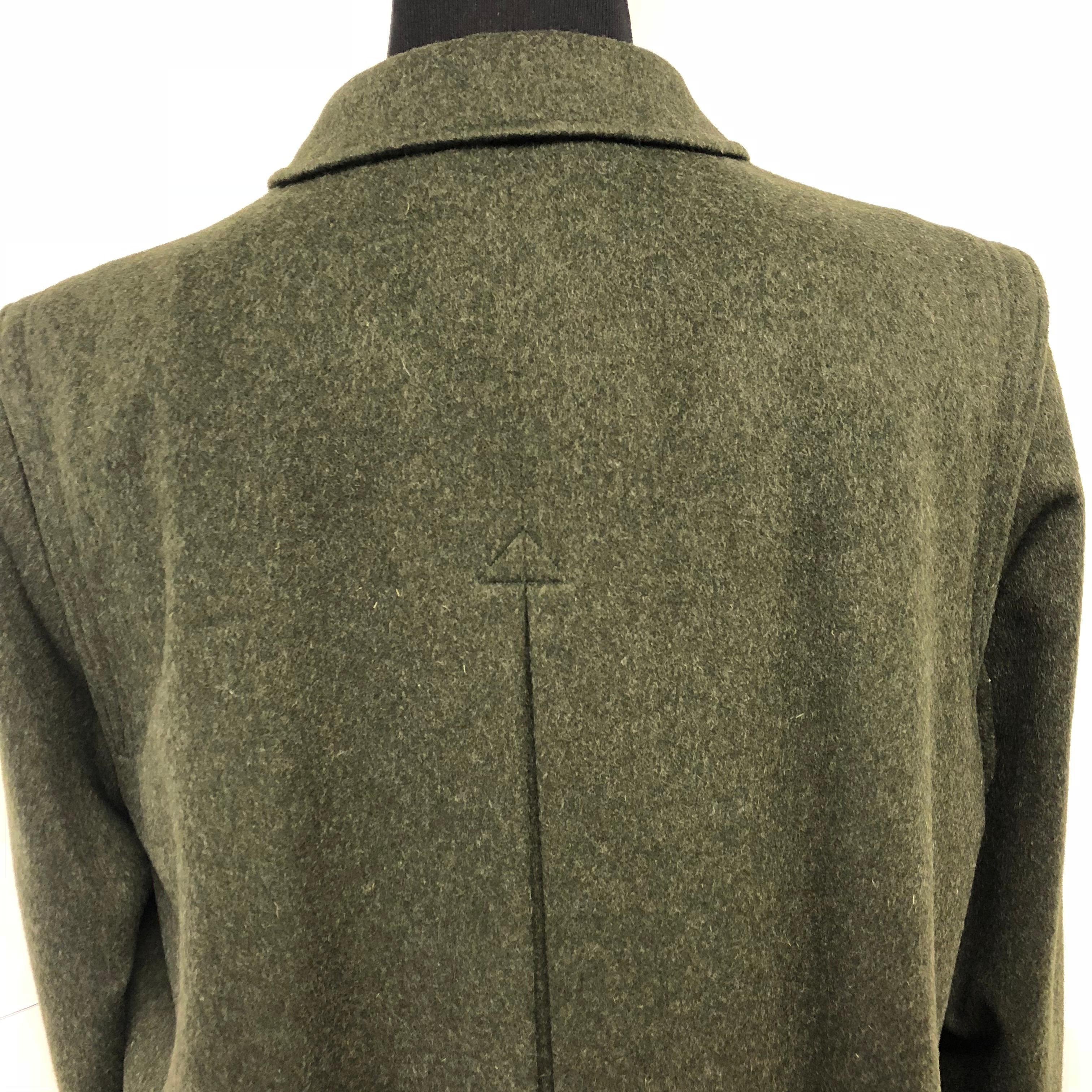 Aquascutum Hunter Green Wool Men's Trench Coat In Excellent Condition In Westlake Village, CA