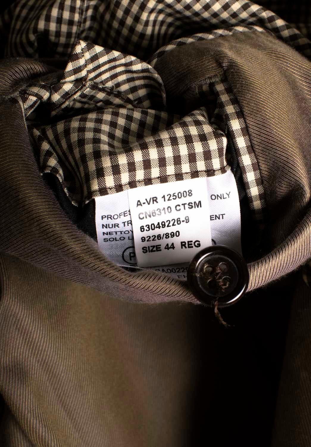 Aquascutum Hommes Manteau Trench Coat Taille UK44R/Largfe en vente 2
