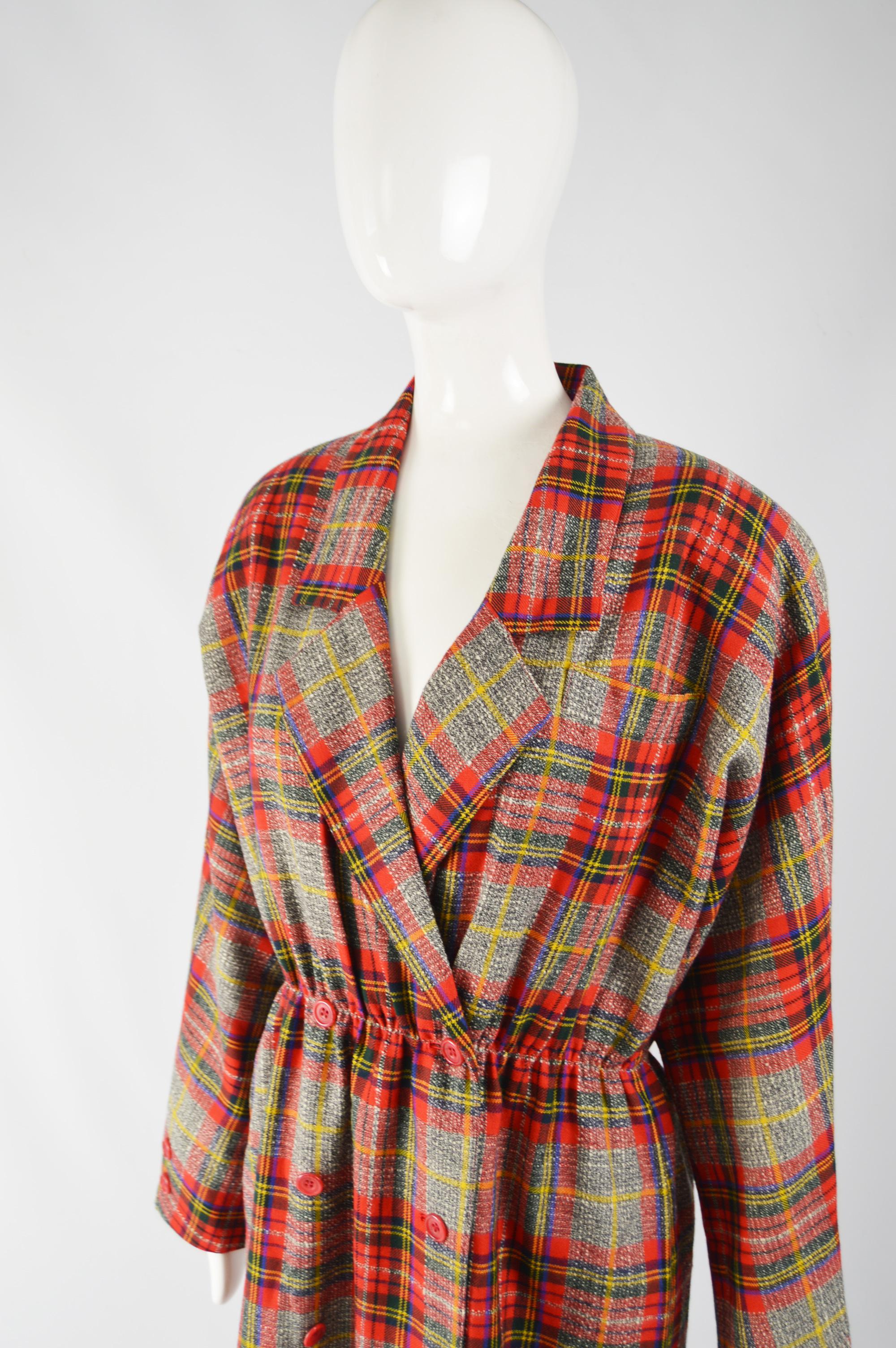 Aquascutum Vintage 1980s Wool Tartan Coat Dress In Excellent Condition In Doncaster, South Yorkshire