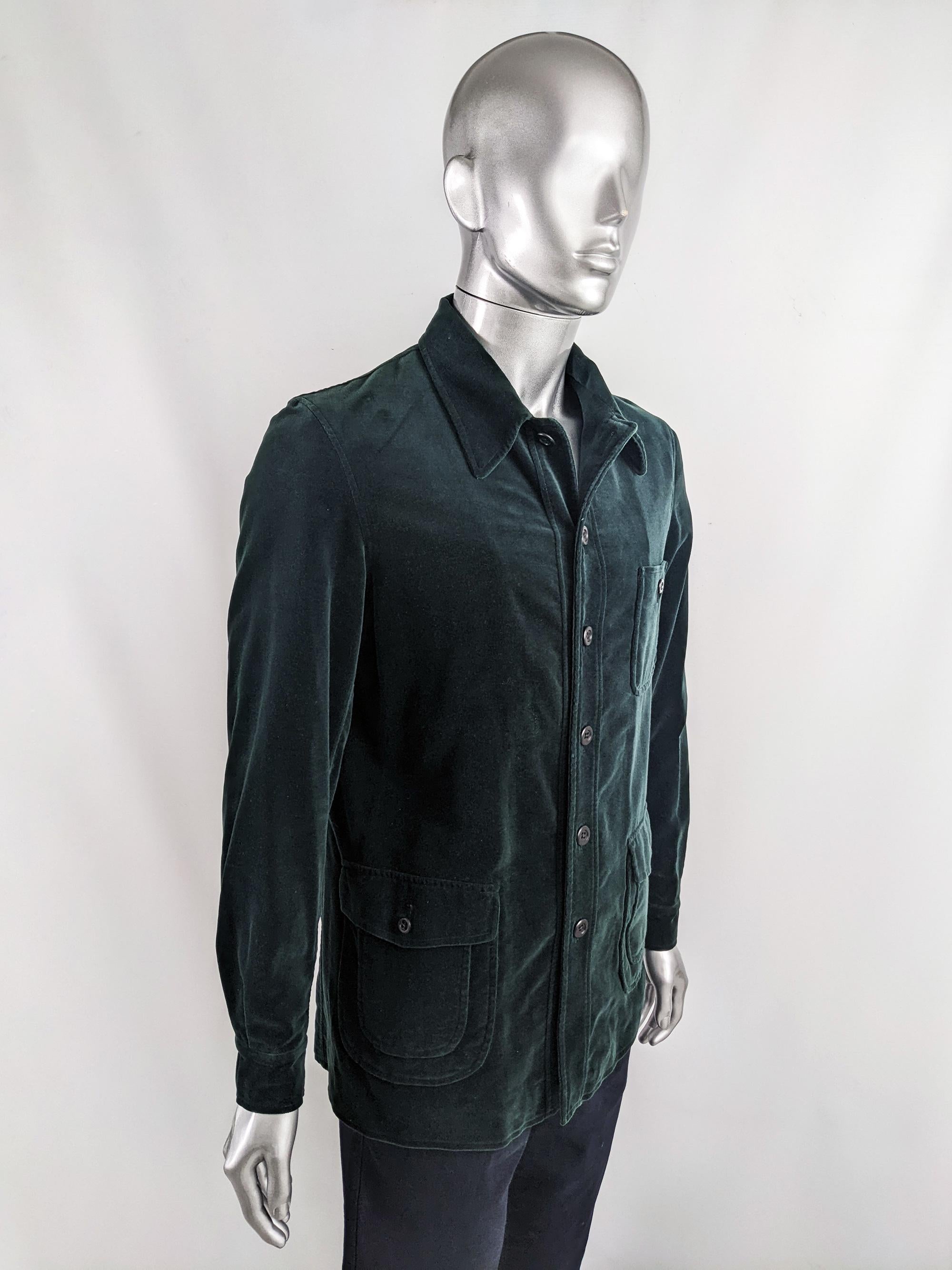 Aquascutum Vintage Mens 1970s Green Velvet Shirt Jacket  In Good Condition In Doncaster, South Yorkshire