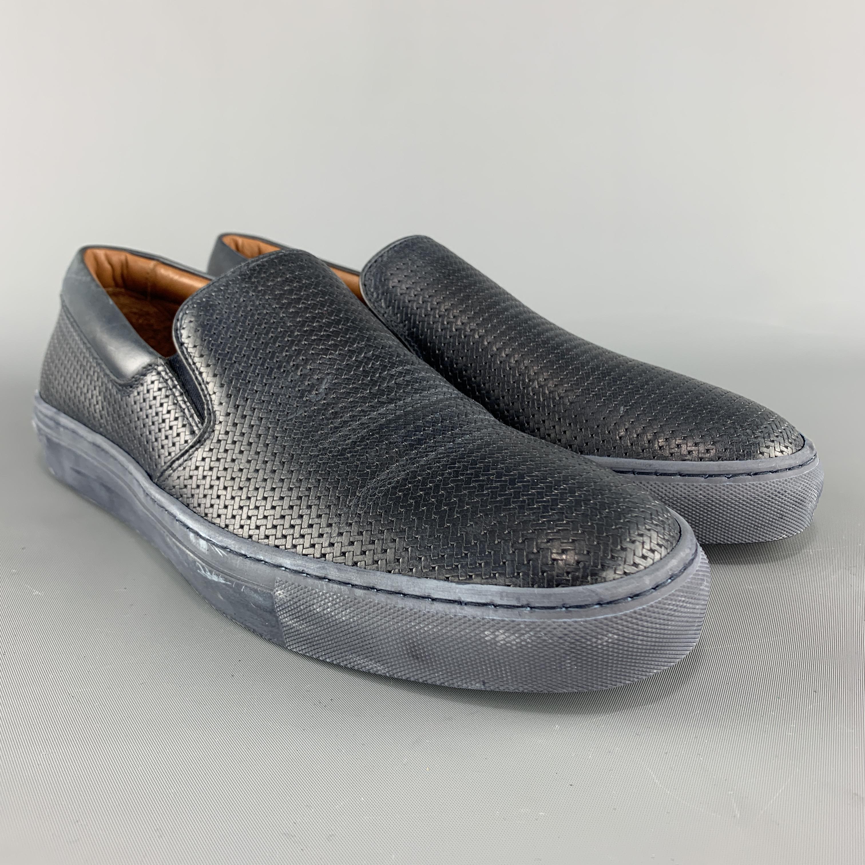 AQUATALIA slip on sneakers come in navy woven leather with a tonal rubber sole. Wear throughout. Made in Italy.

Good Pre-Owned Condition.
Marked: US 10

Outsole: 11.75 x 4 in.