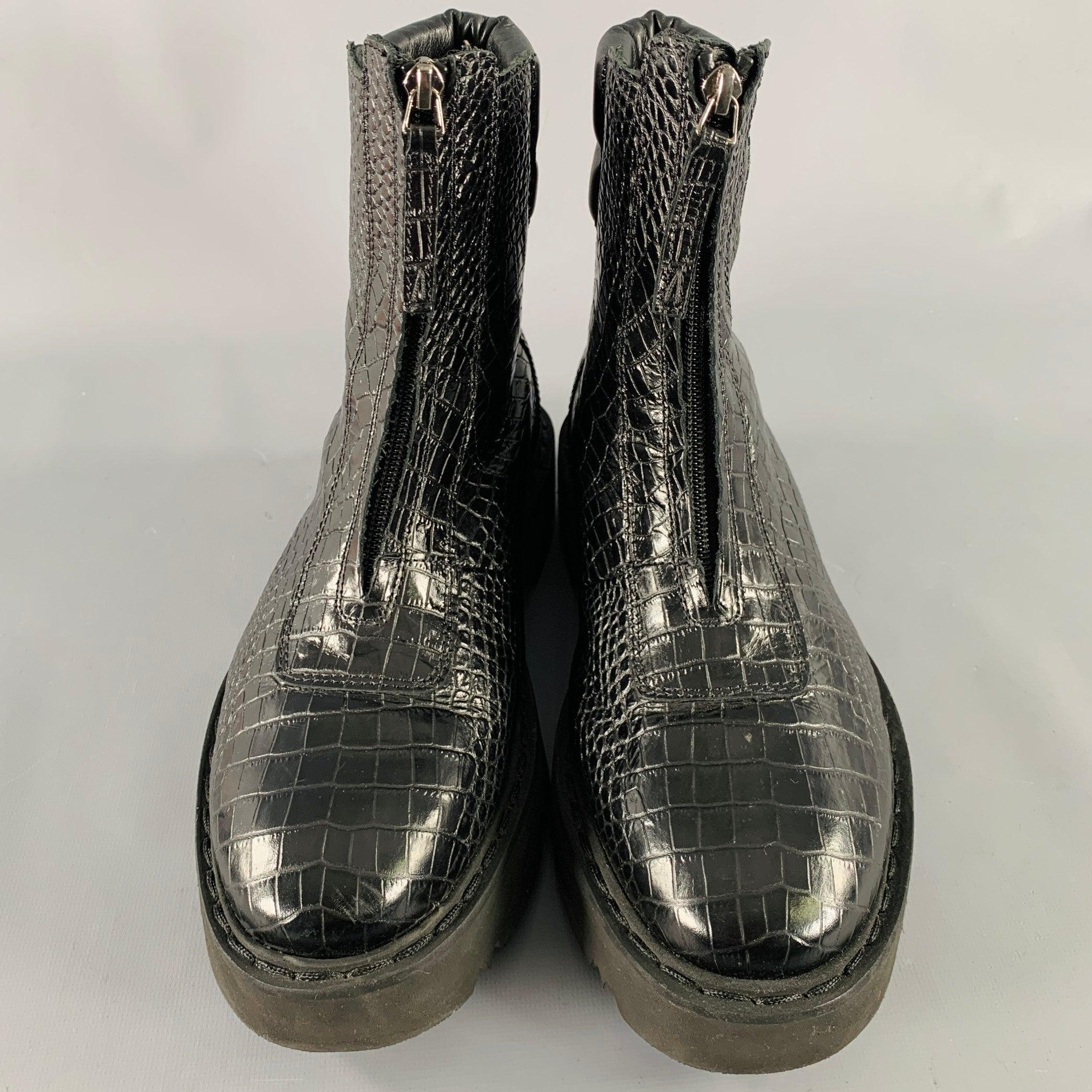 Women's AQUATALIA Size 11 Black Leather Croc Embossed Zip Up Boots For Sale