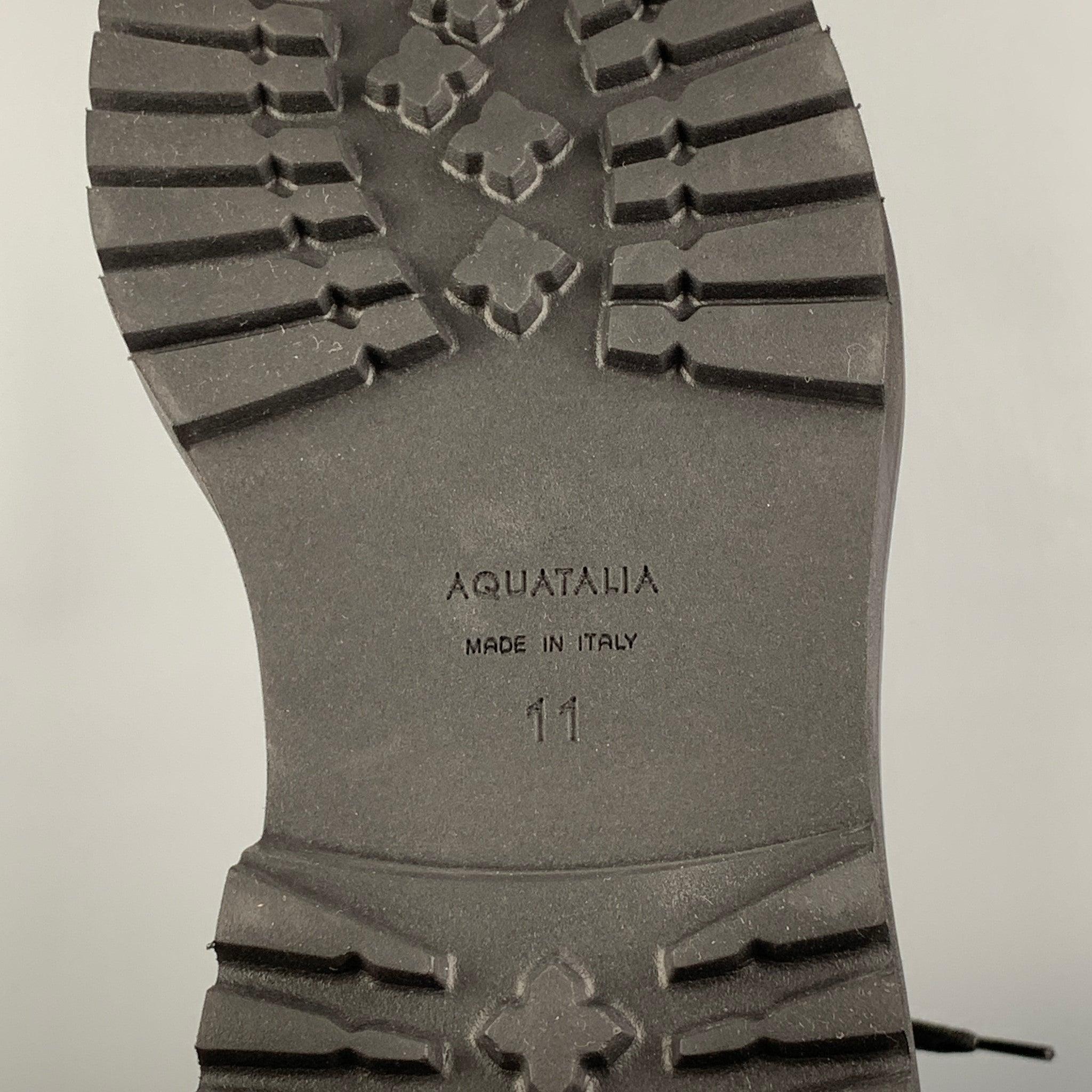 AQUATALIA Size 11 Black Leather Lace Up Boots For Sale 4