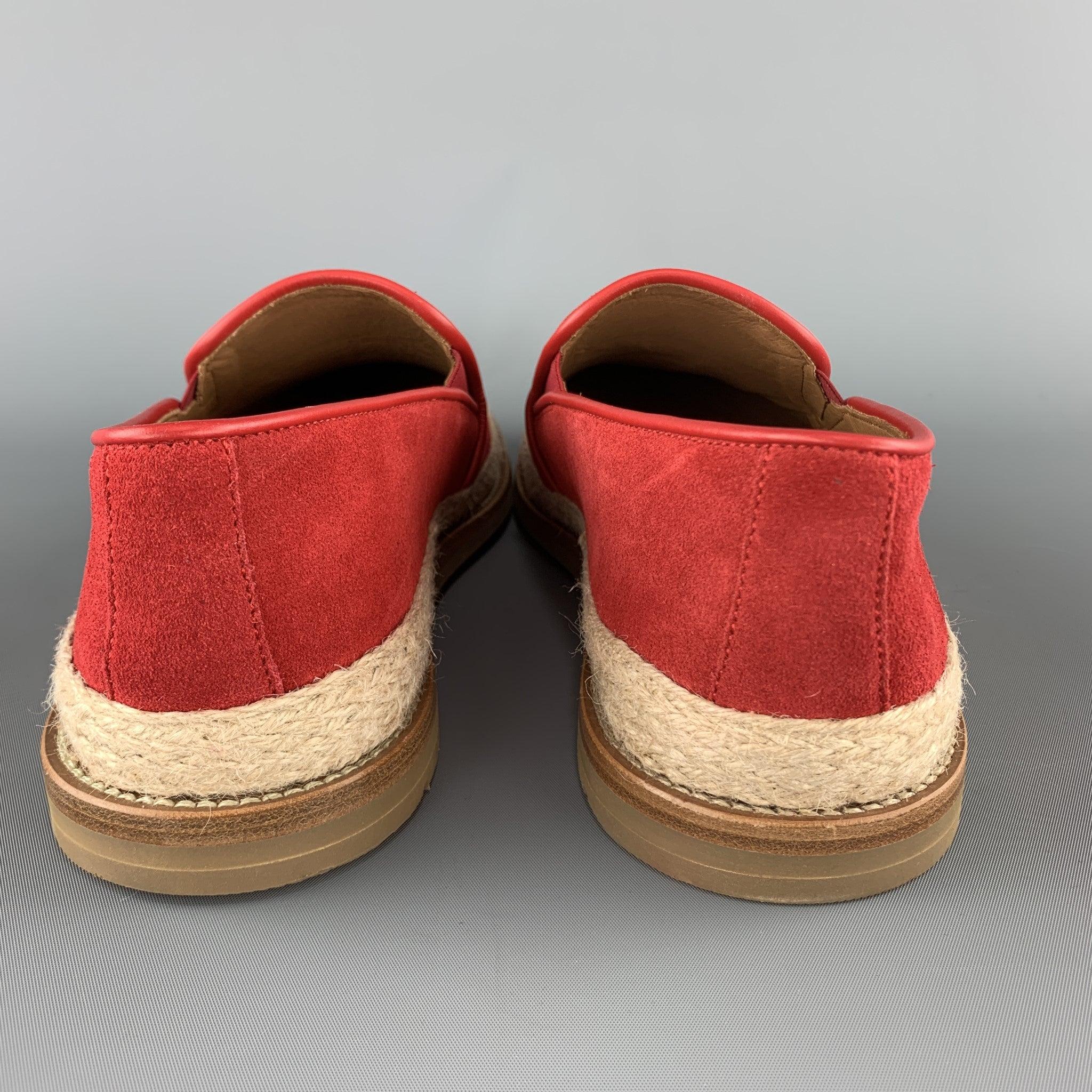 AQUATALIA Größe 11 Rot Wildleder geflochten Trim Gummisohle Loafers im Angebot 1