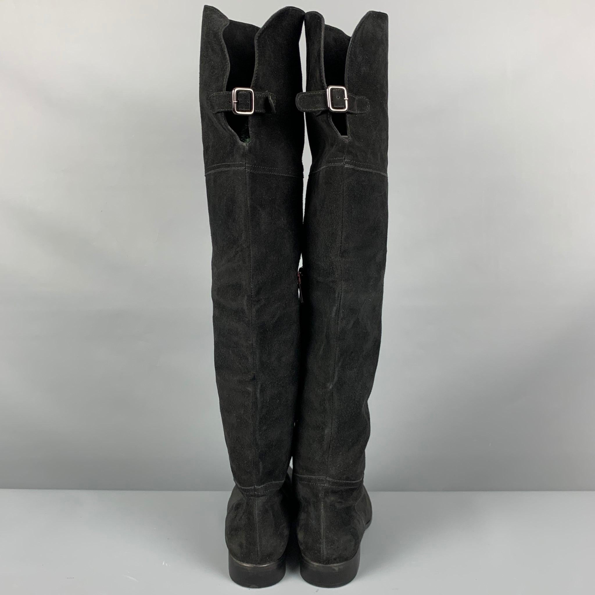 AQUATALIA Size 9.5 Black Suede Boots In Good Condition For Sale In San Francisco, CA