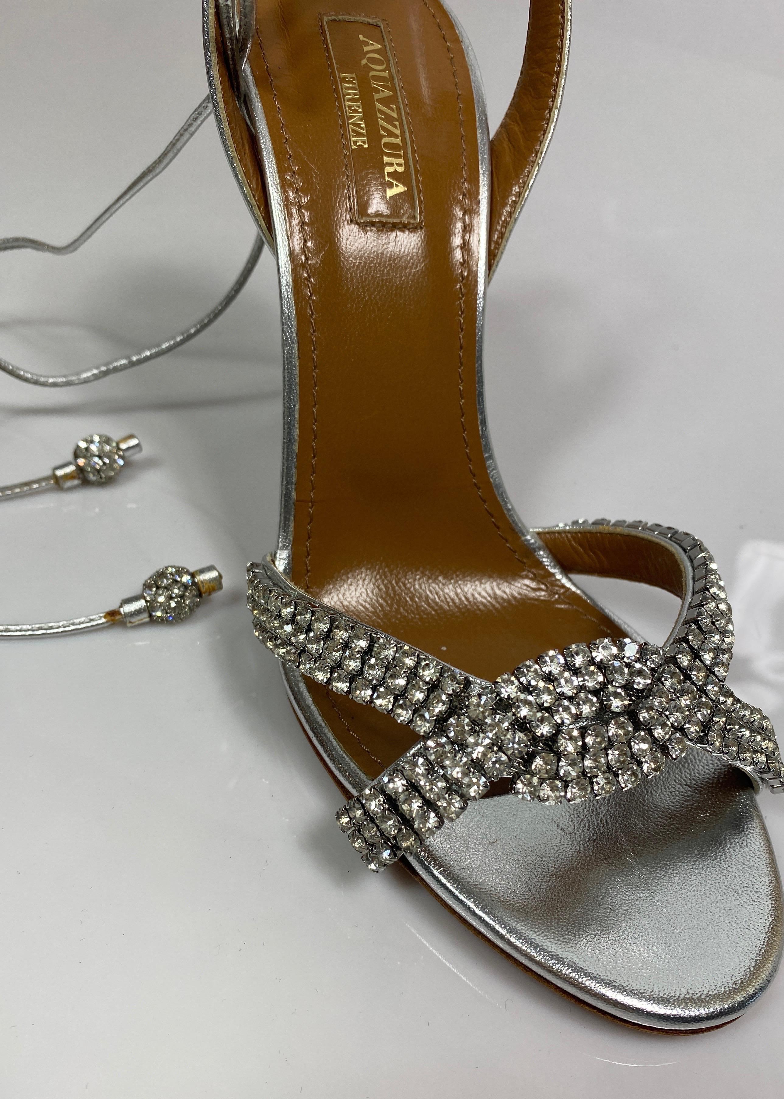 Aquazurra Silber schillernde Sandale mit Kristallverzierungs Absatz-Größe 36 Damen im Angebot