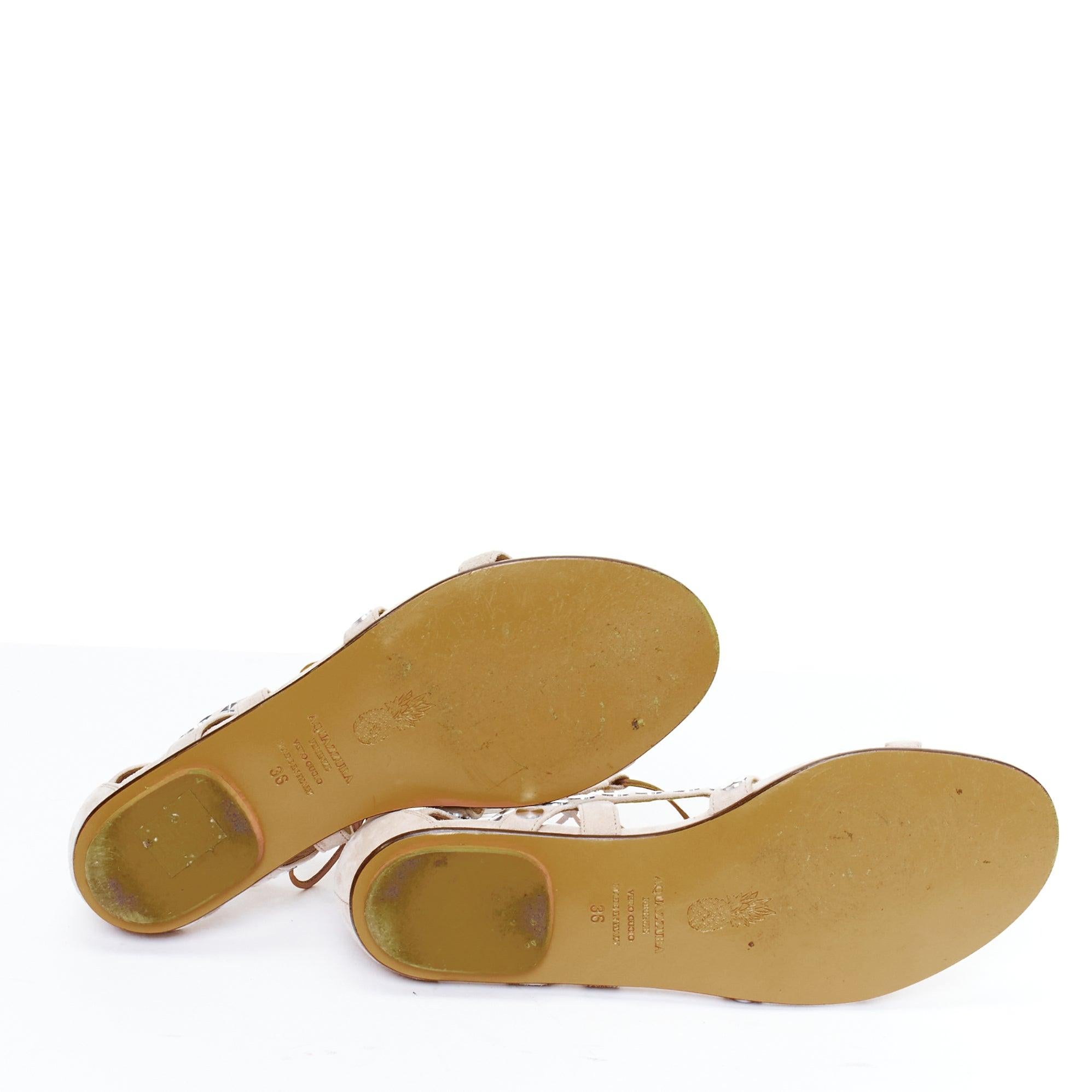AQUAZZURA sandali gladiatore in pelle beige con borchie a forma di disco d'argento EU36 in vendita 6
