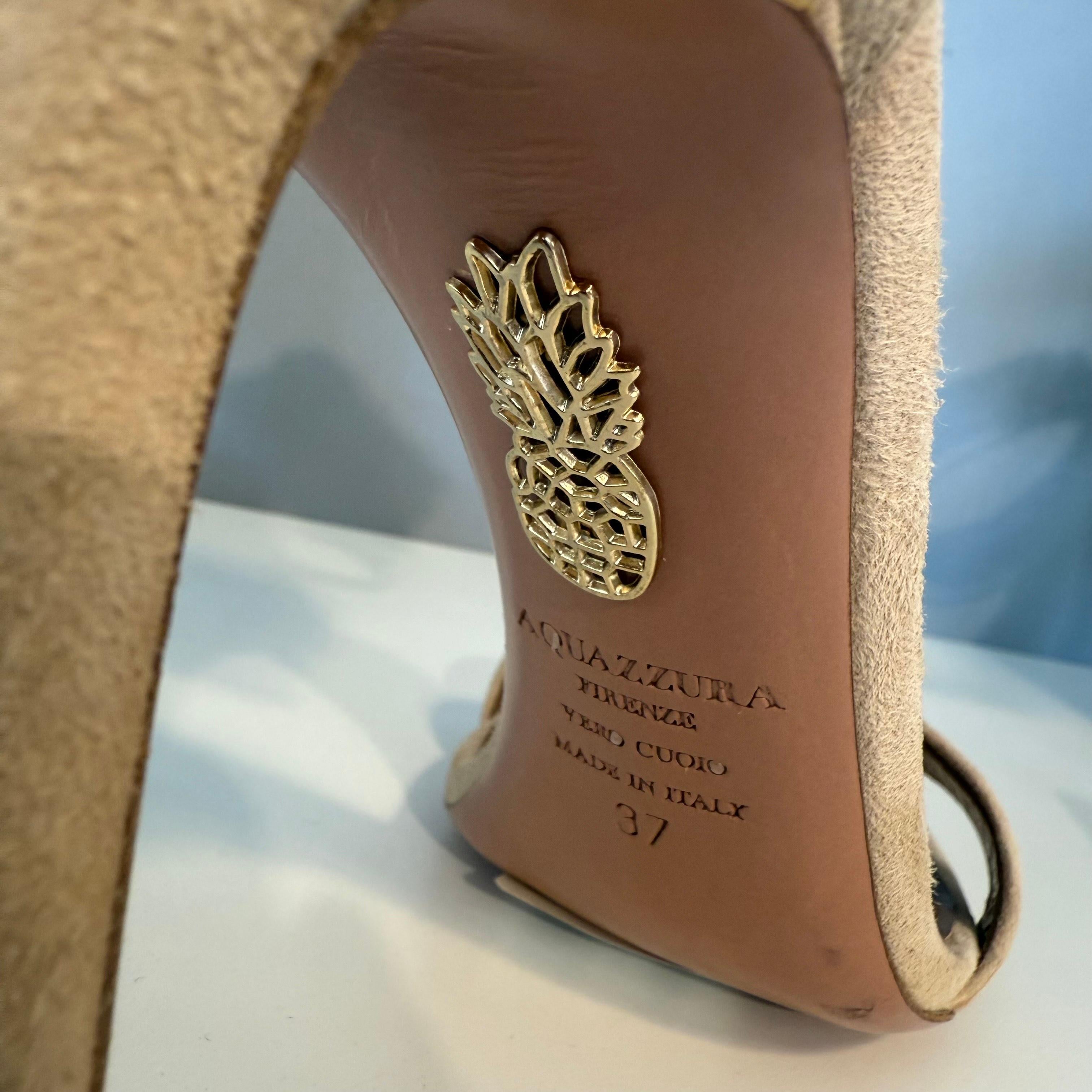 Aquazzura Sandali alti in camoscio beige IT 37 in vendita 2