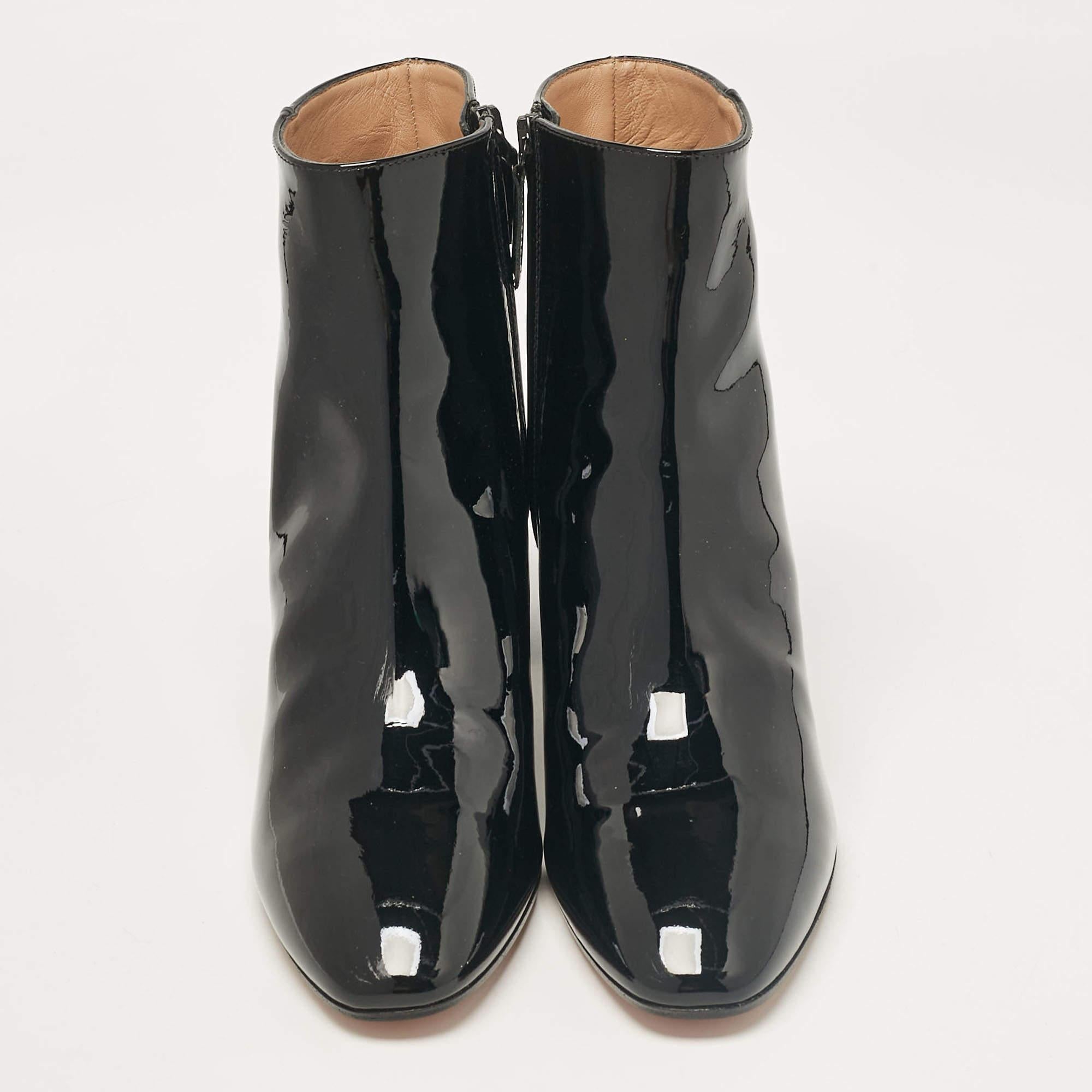 Aquazzura Black Patent Leather Ankle Length Boots Size 41 In New Condition For Sale In Dubai, Al Qouz 2