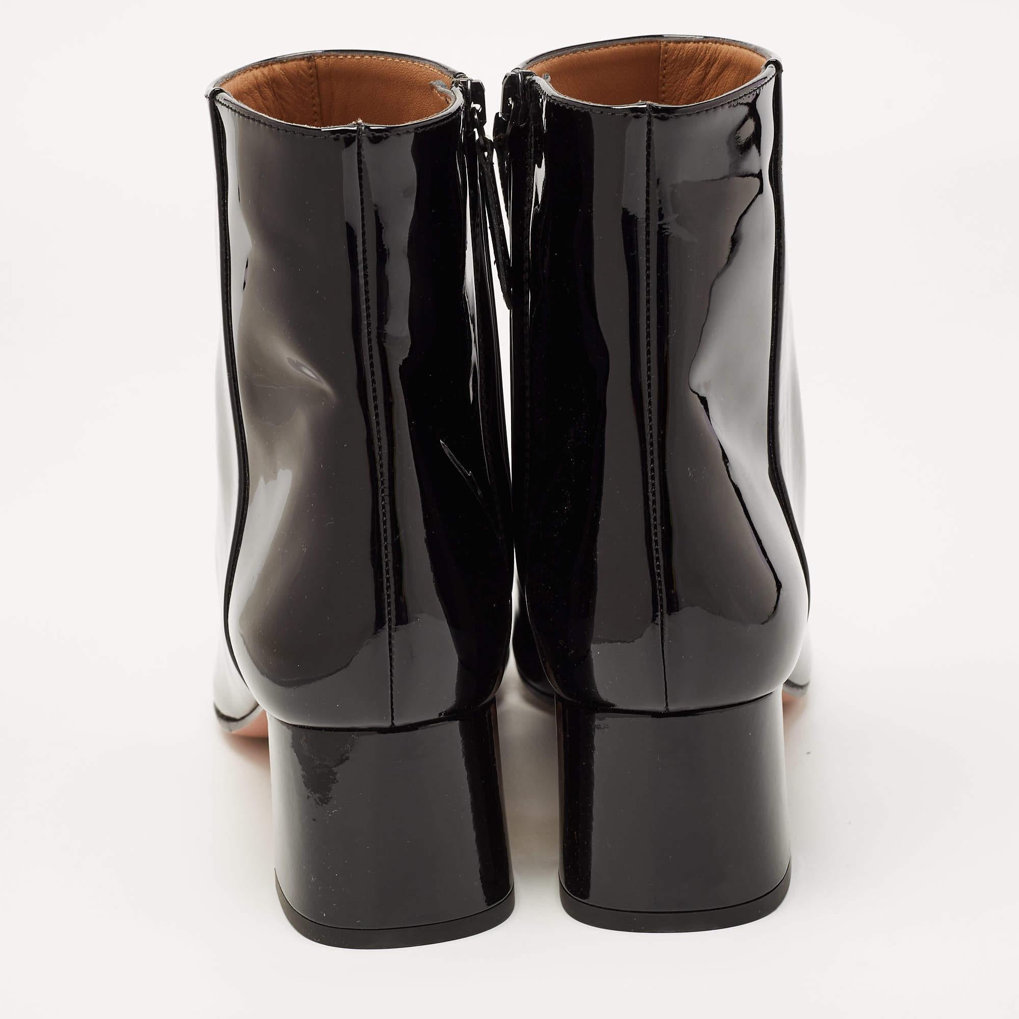 Women's Aquazzura Black Patent Leather Grenelle Block Heel Ankle Booties Size 41 For Sale