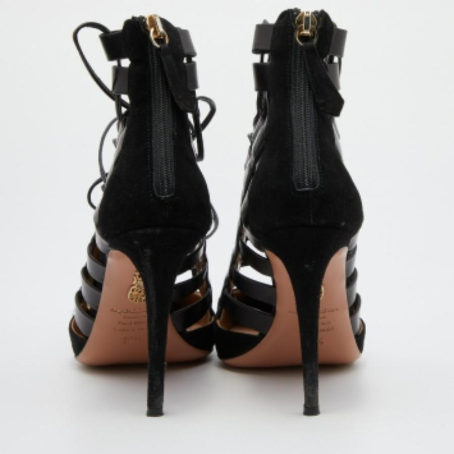 Aquazzura Amazon Knöchel-Wickel-Pumps aus schwarzem Wildleder und Leder Größe 36.5 im Angebot 3