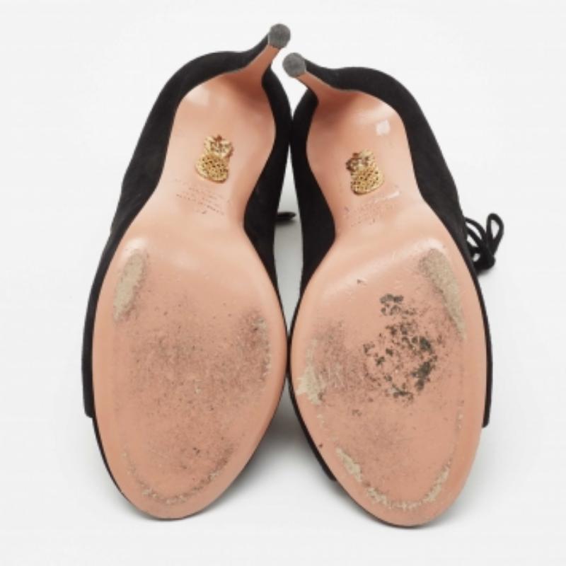 Aquazzura - Belgravia - Bottines en daim noir avec découpes - Taille 37 en vente 2