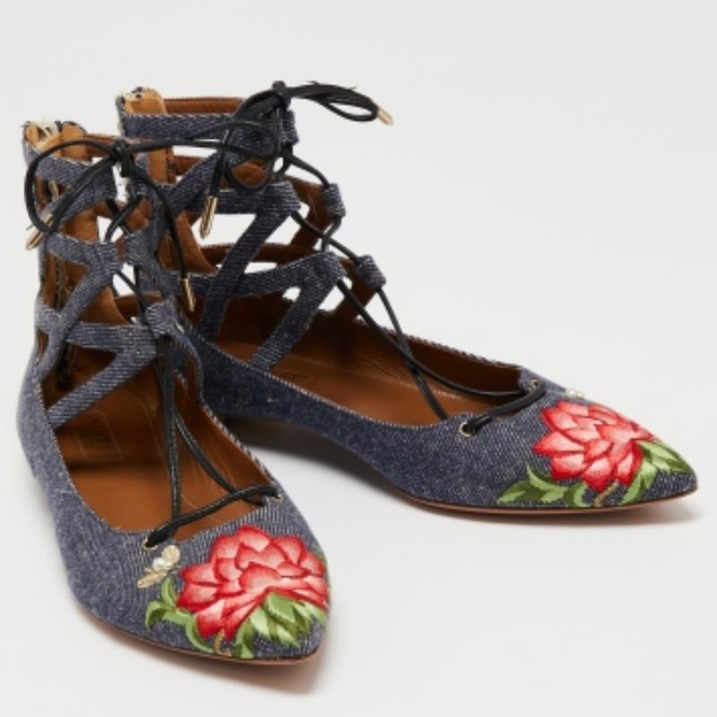 Women's Aquazzura Blue Floral Embroidered Denim Christy Flat Sandals Size 38 For Sale