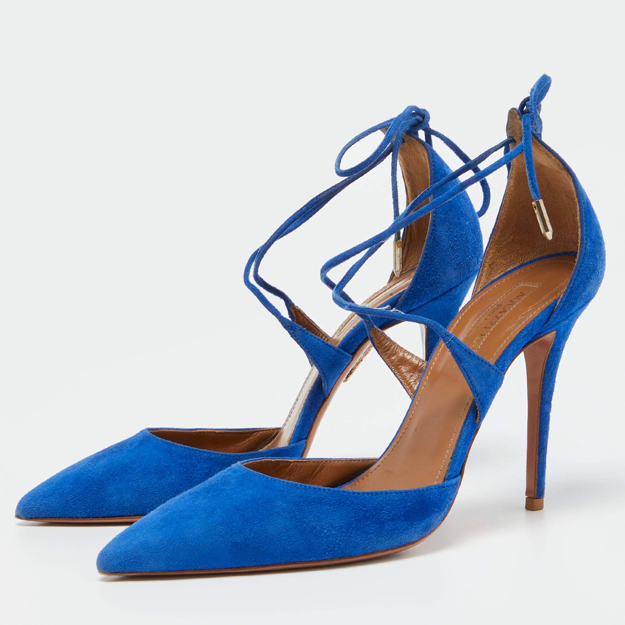 Fate una dichiarazione di stile chic con queste décolleté di design. Presentano tacchi robusti e suole resistenti.  perfetto per le tue uscite alla moda