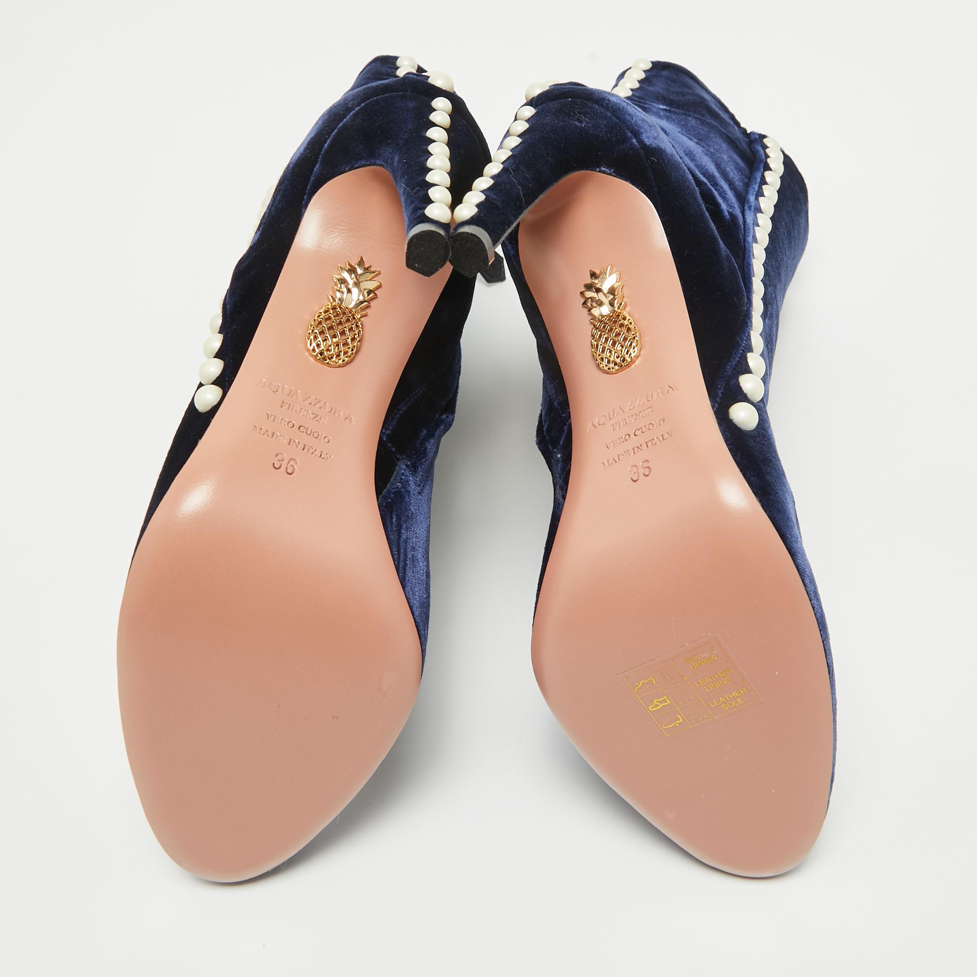 Aquazzura Blue Velvet Follie Pearls Ankle Boots Size 36 In Excellent Condition In Dubai, Al Qouz 2