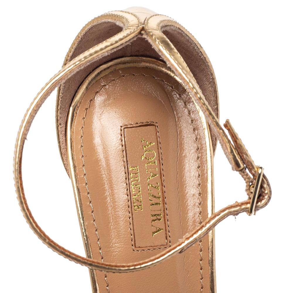 Aquazzura Metallic Gold Leather Very Purist Ankle Strap Sandals Size 40 In Good Condition In Dubai, Al Qouz 2