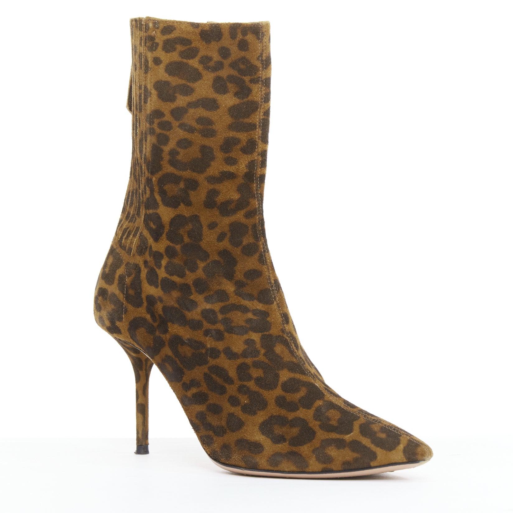 AQUAZZURA Montmartre bottes pointues en daim imprimé léopard marron EU36
Référence : JACG/A00233
Marque : Aquazzura
Modèle : Montmartre
MATERIAL : Suède
Couleur : marron
Motif : Léopard
Fermeture : Zip
Doublure : Tissu marron
Détails supplémentaires