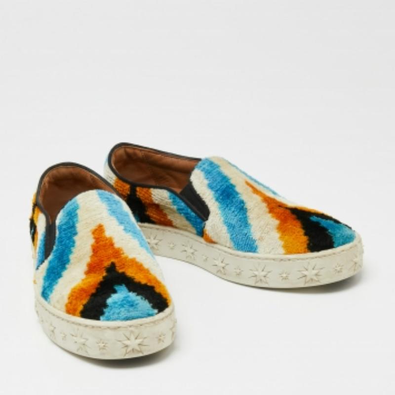 Aquazzura Baskets à glissière en velours multicolore, taille 35,5 en vente 1
