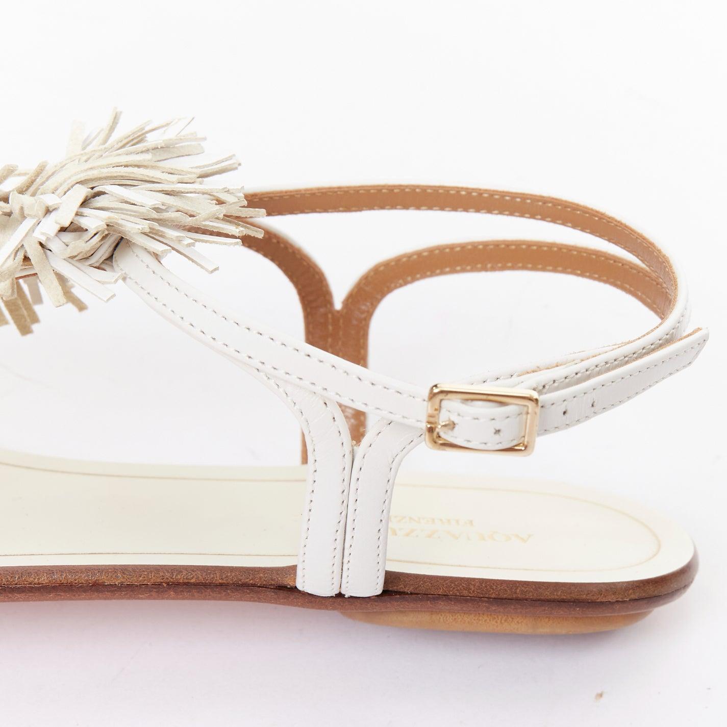 AQUAZZURA aus weißem Fransenbesatz T Bar Riemen flache Sandalen EU37 im Angebot 3