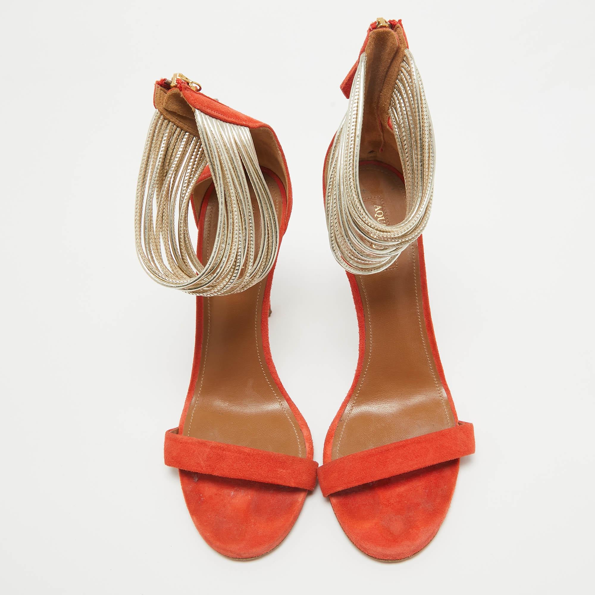 Arancia Aquazzura Sandali in pelle e camoscio arancione con cinturino alla caviglia misura 38,5